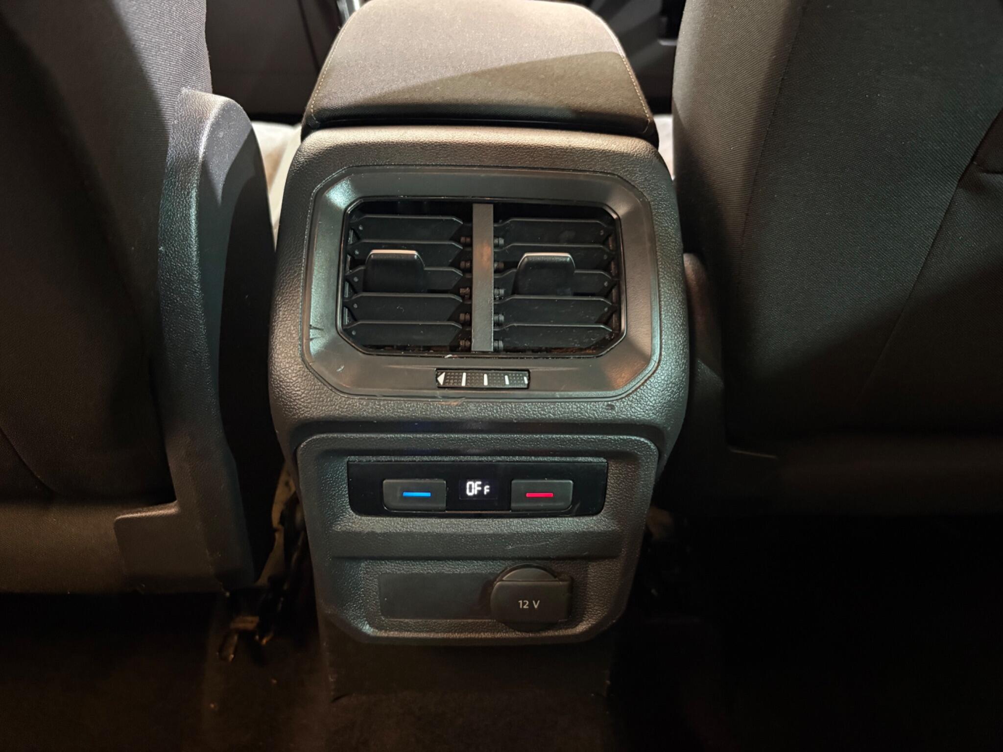 Volkswagen Tiguan view 27