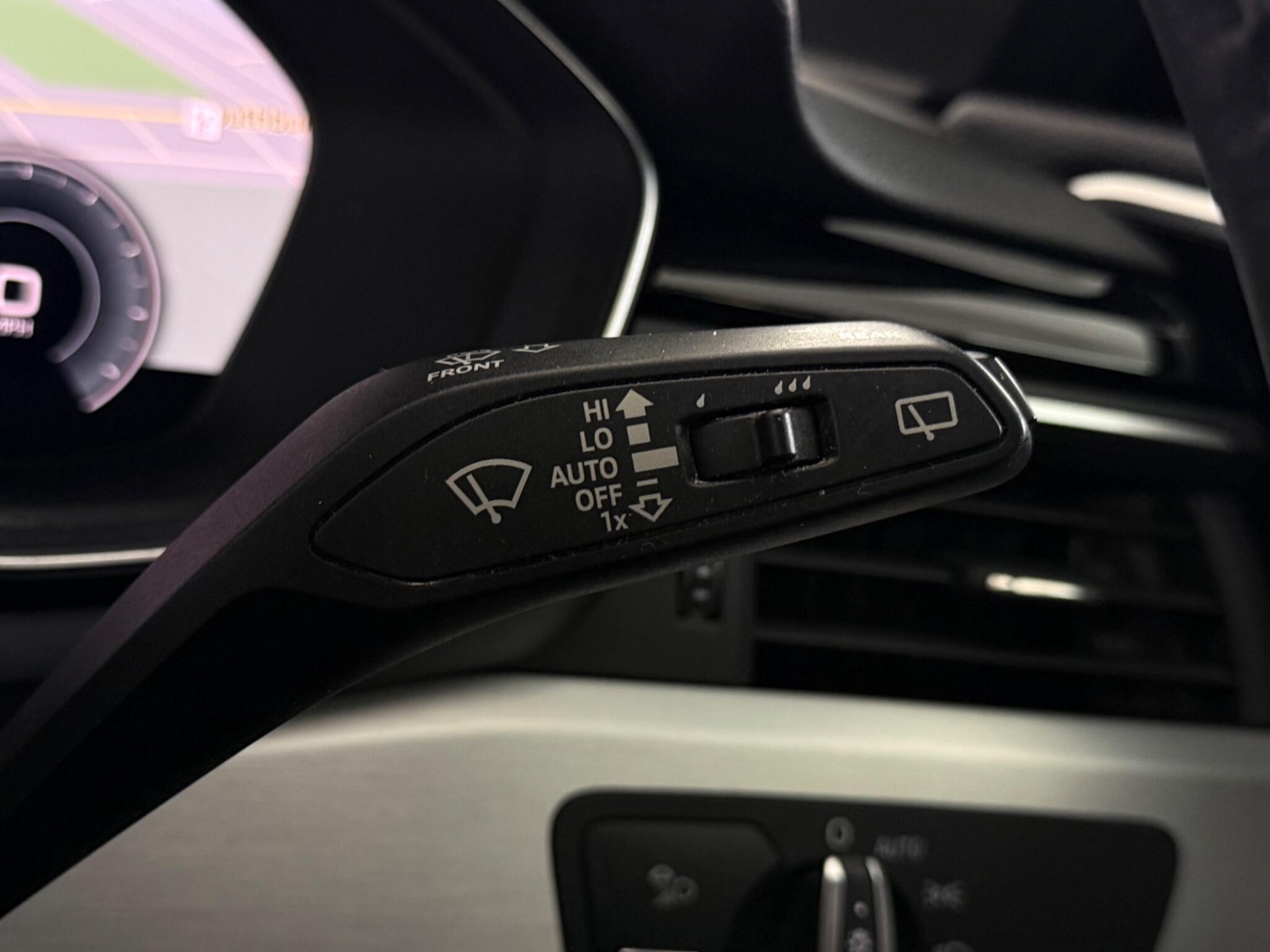Audi A4 view 15