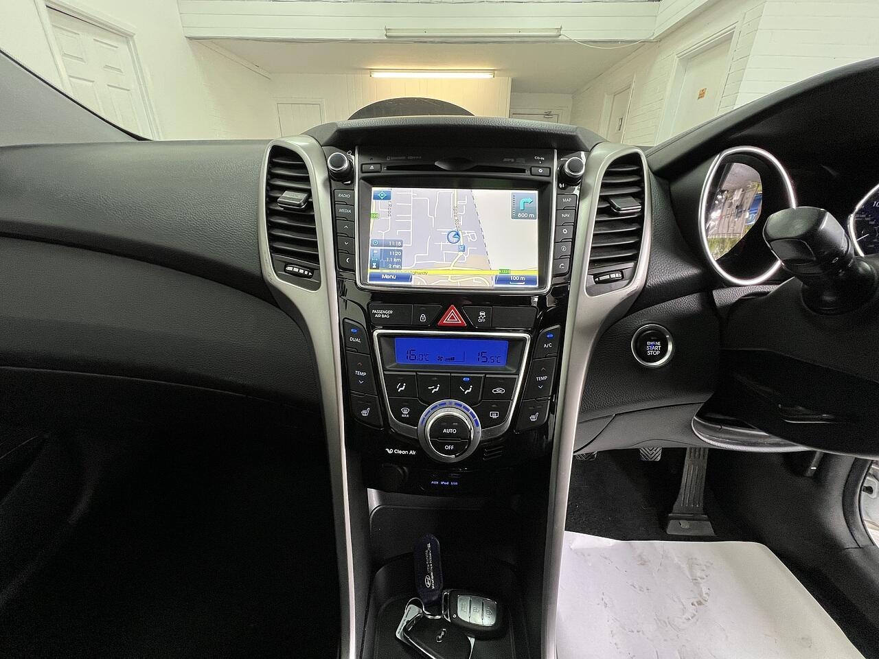 Hyundai i30 view 12