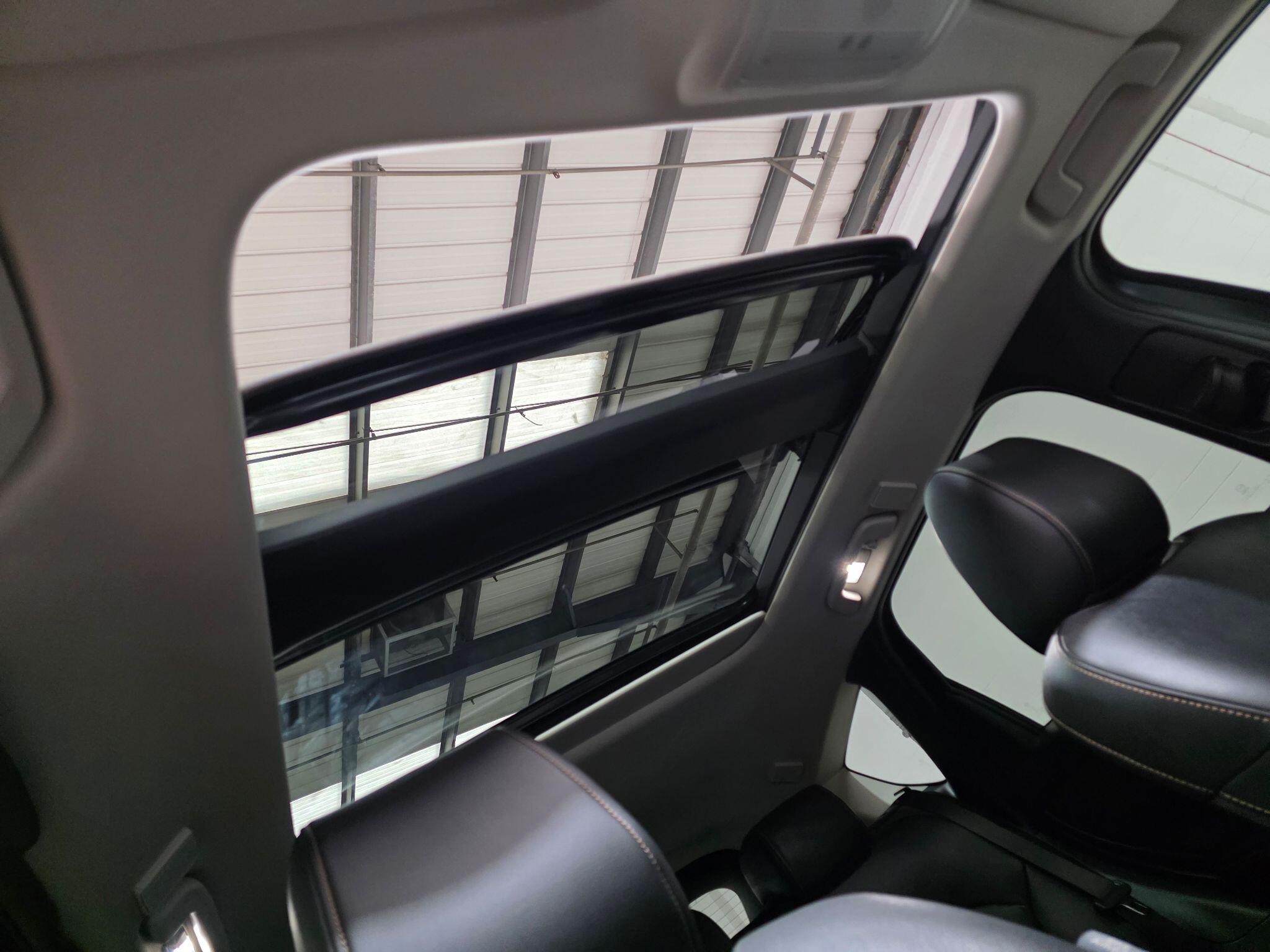 Mazda CX-60 view 7