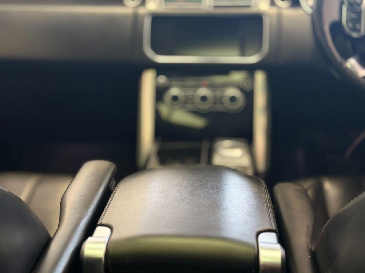 Land Rover Range Rover view 33