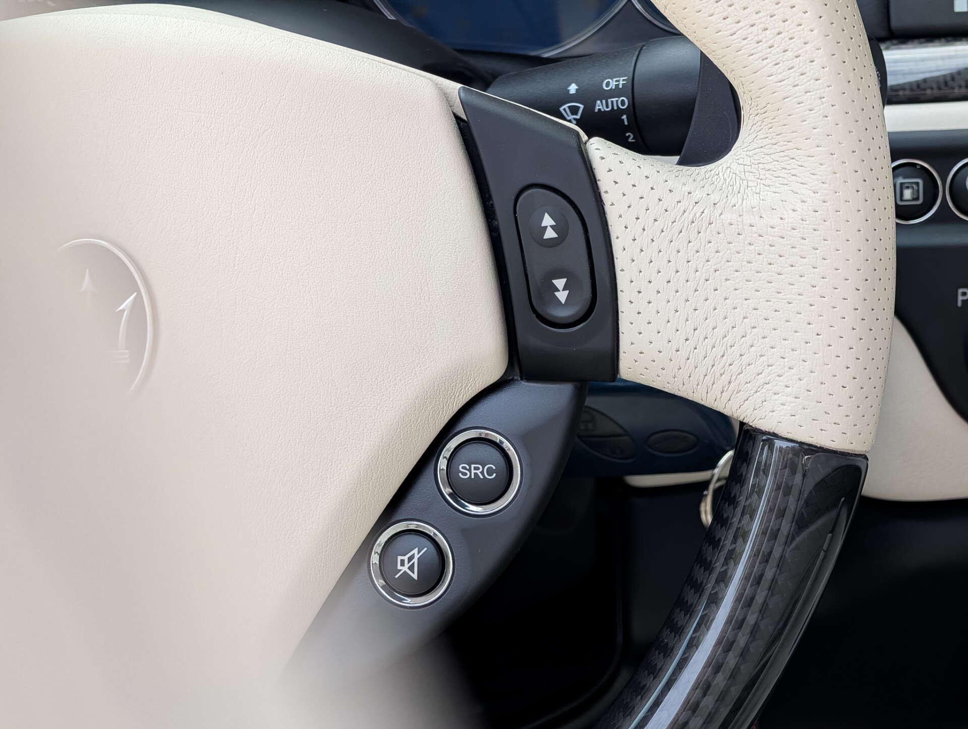 Maserati Grancabrio view 41