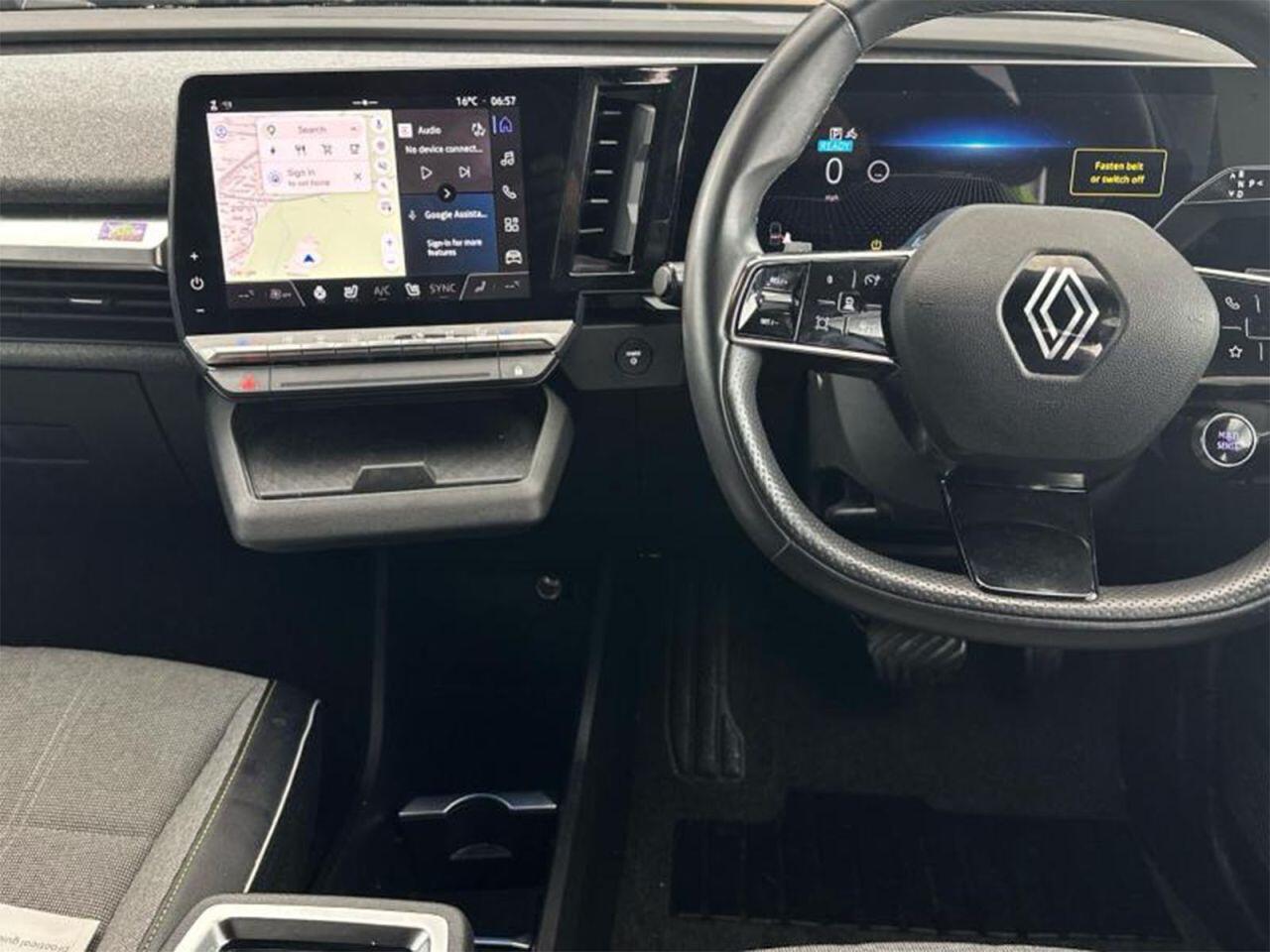 Renault Megane E-Tech view 3