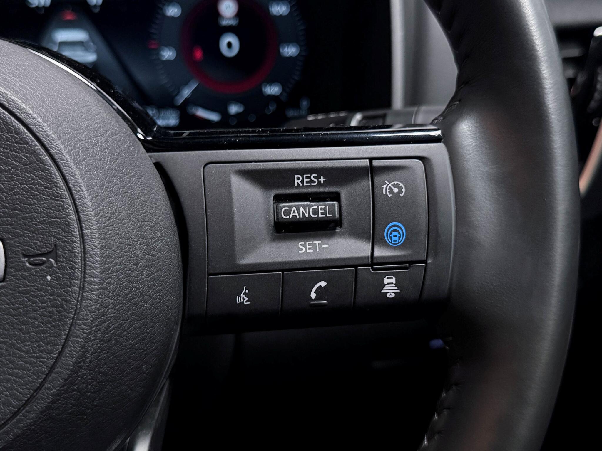 Nissan X-Trail view 37
