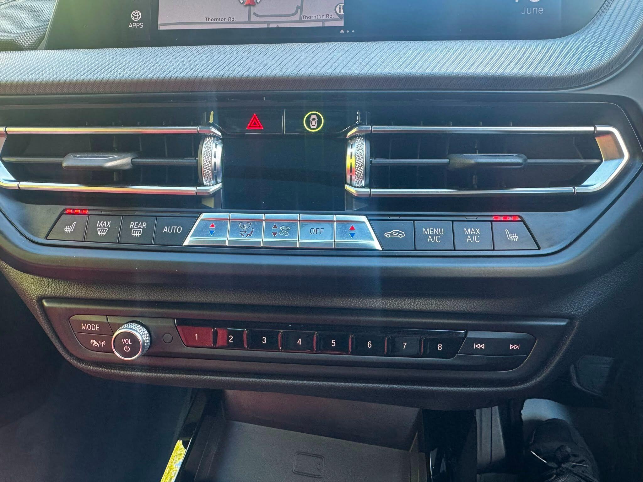 BMW 1 Series view 22