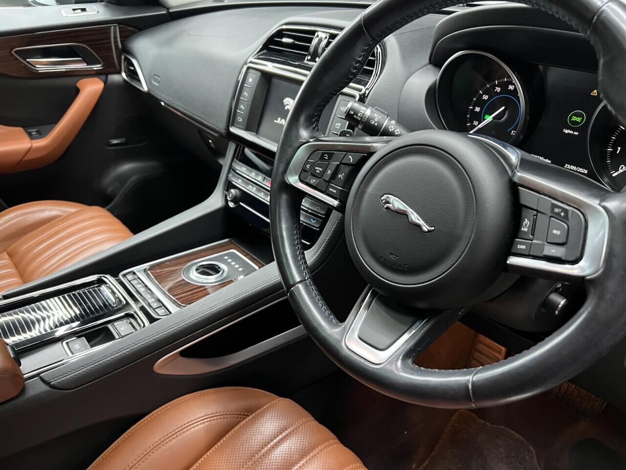 Jaguar F-Pace view 39