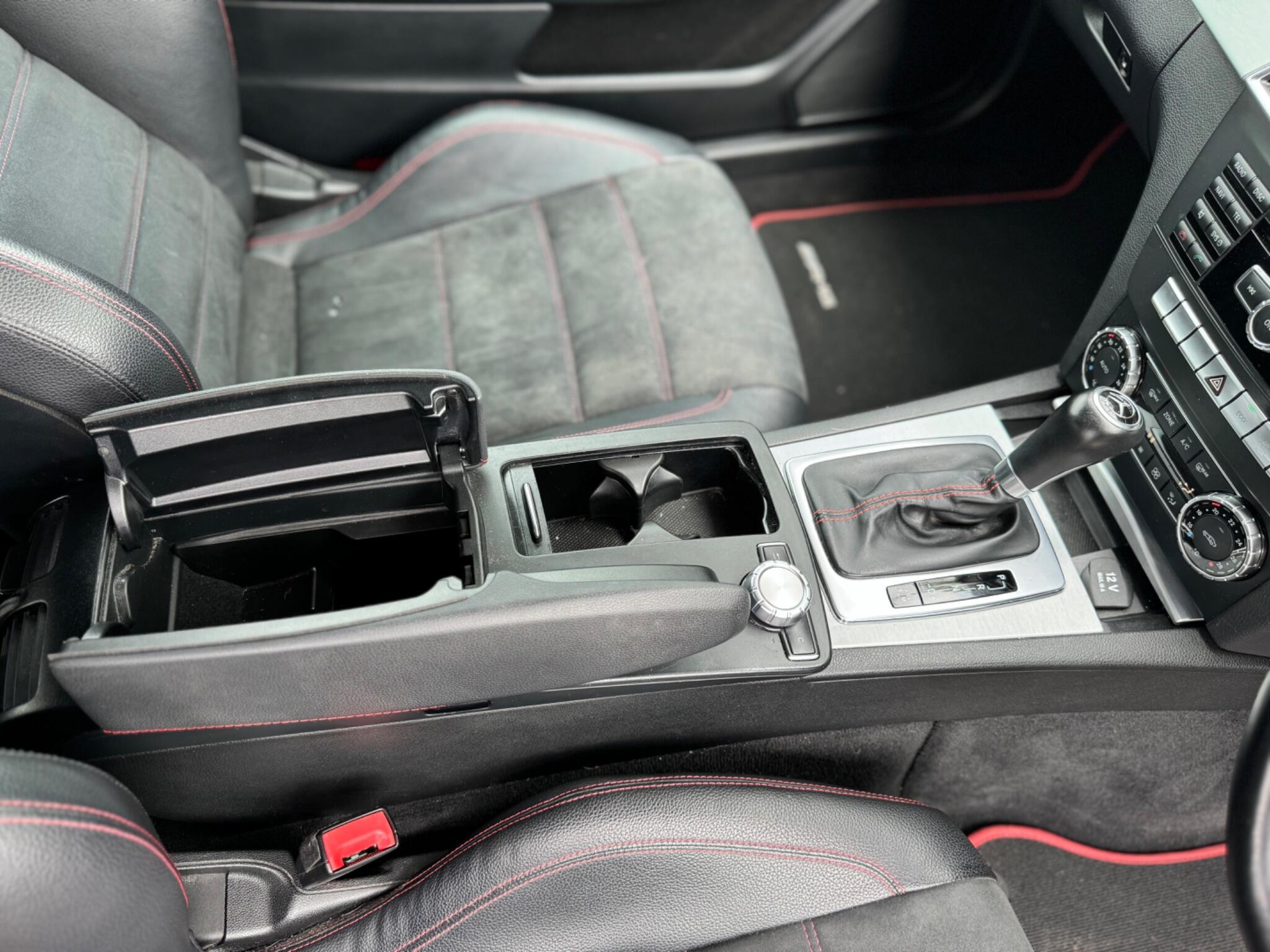Mercedes-Benz C-Class view 53