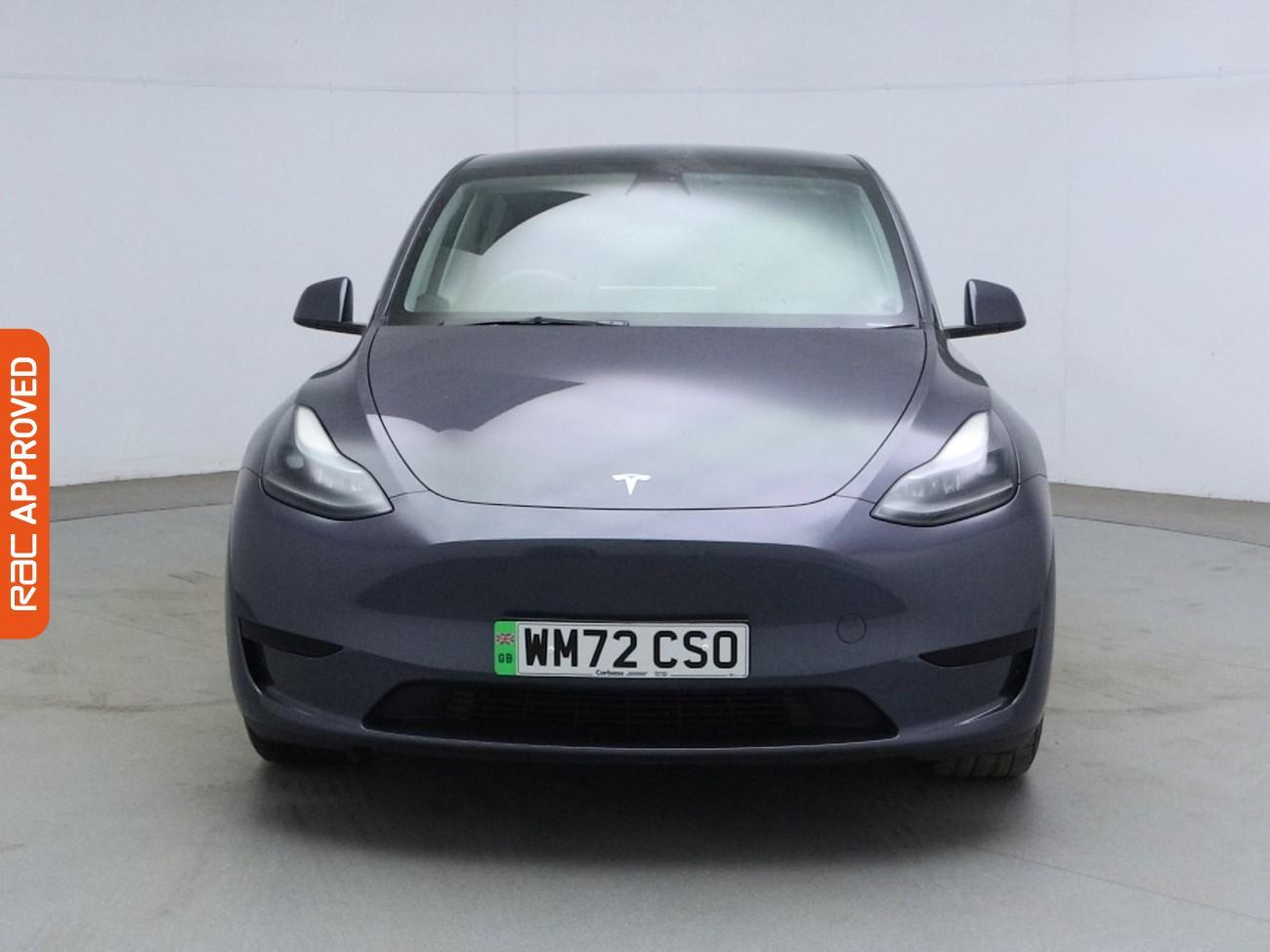 Tesla Model Y view 8