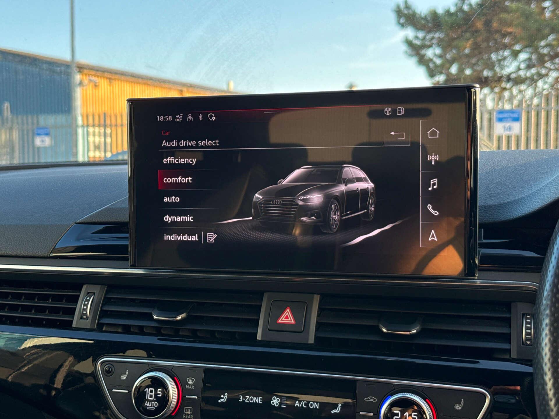 Audi A4 Avant view 76