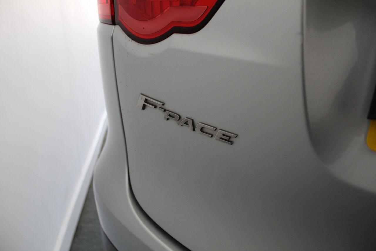 Jaguar F-Pace view 19