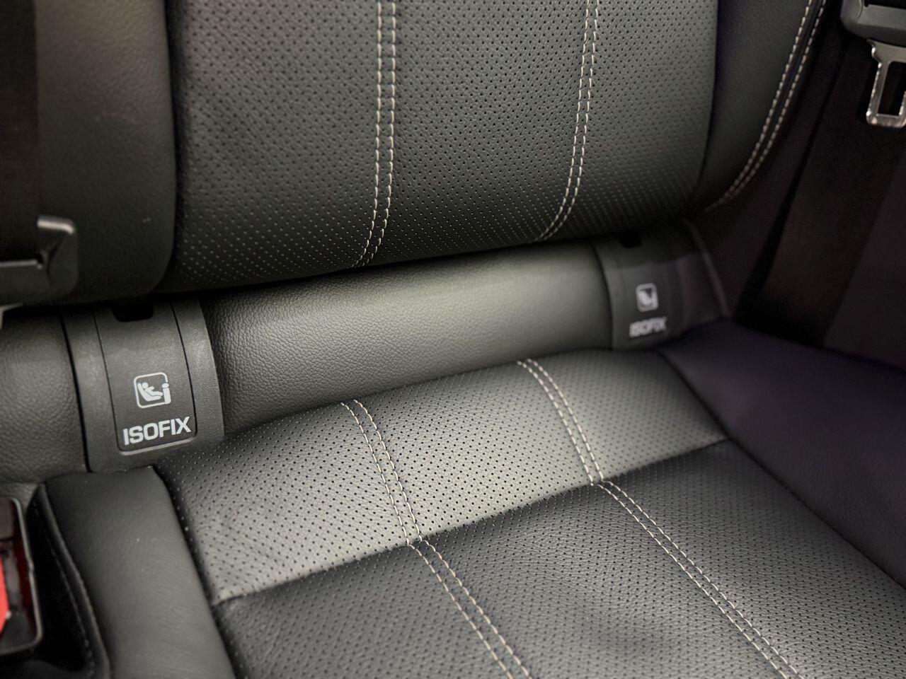 Land Rover Range Rover Velar view 32