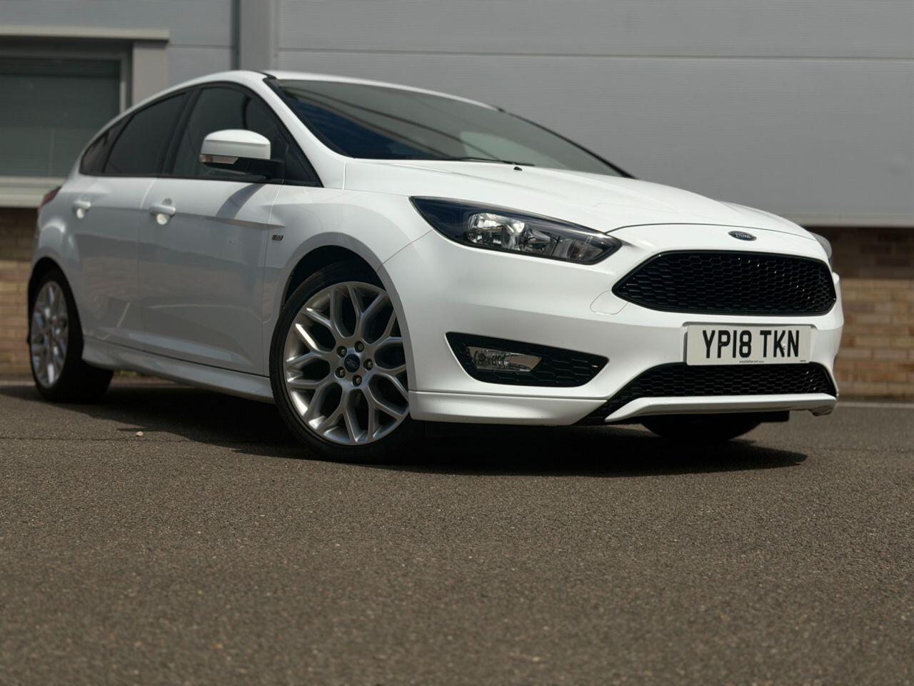 Ford Focus view 9