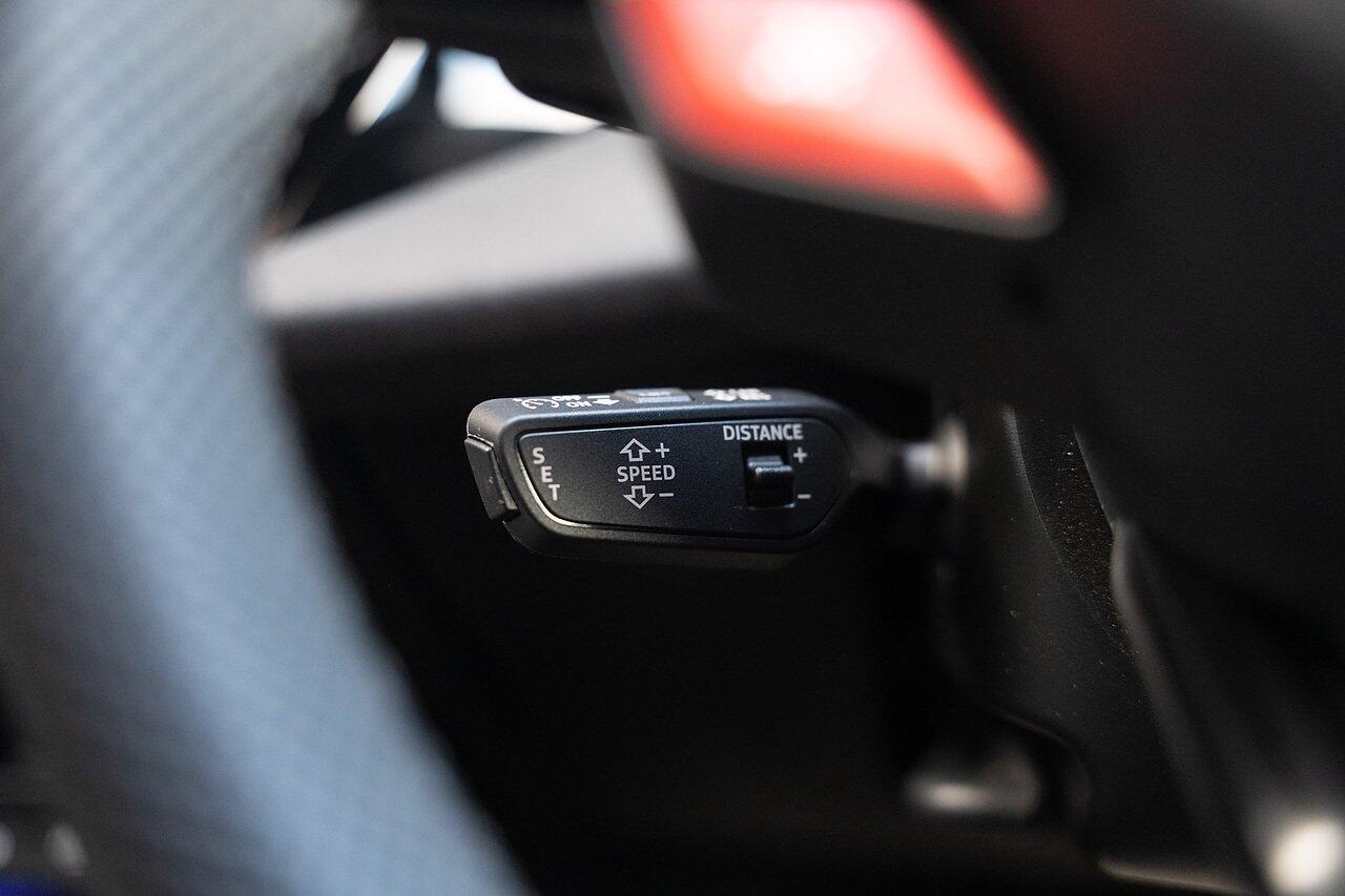 Audi RS3 view 37