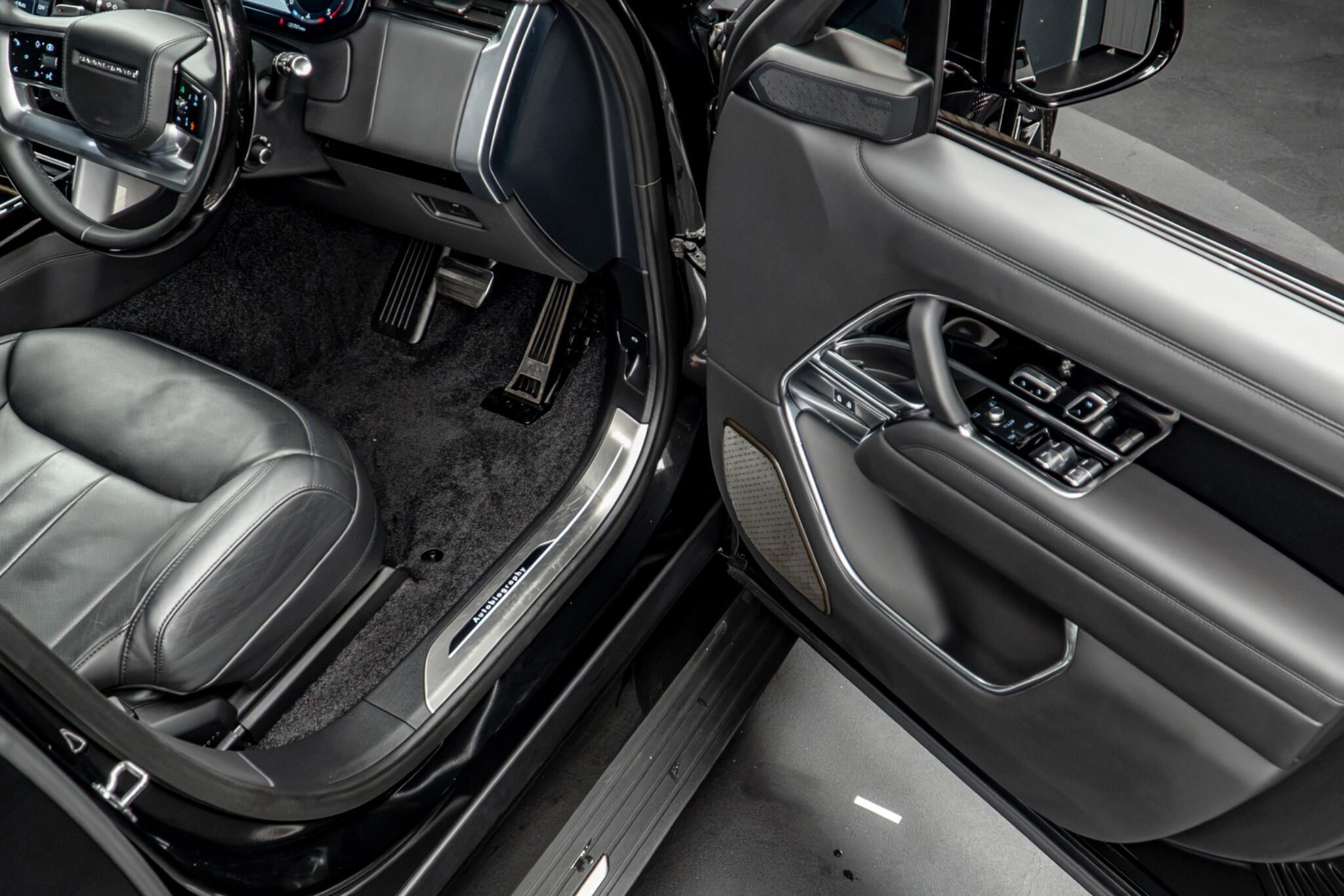 Land Rover Range Rover view 29