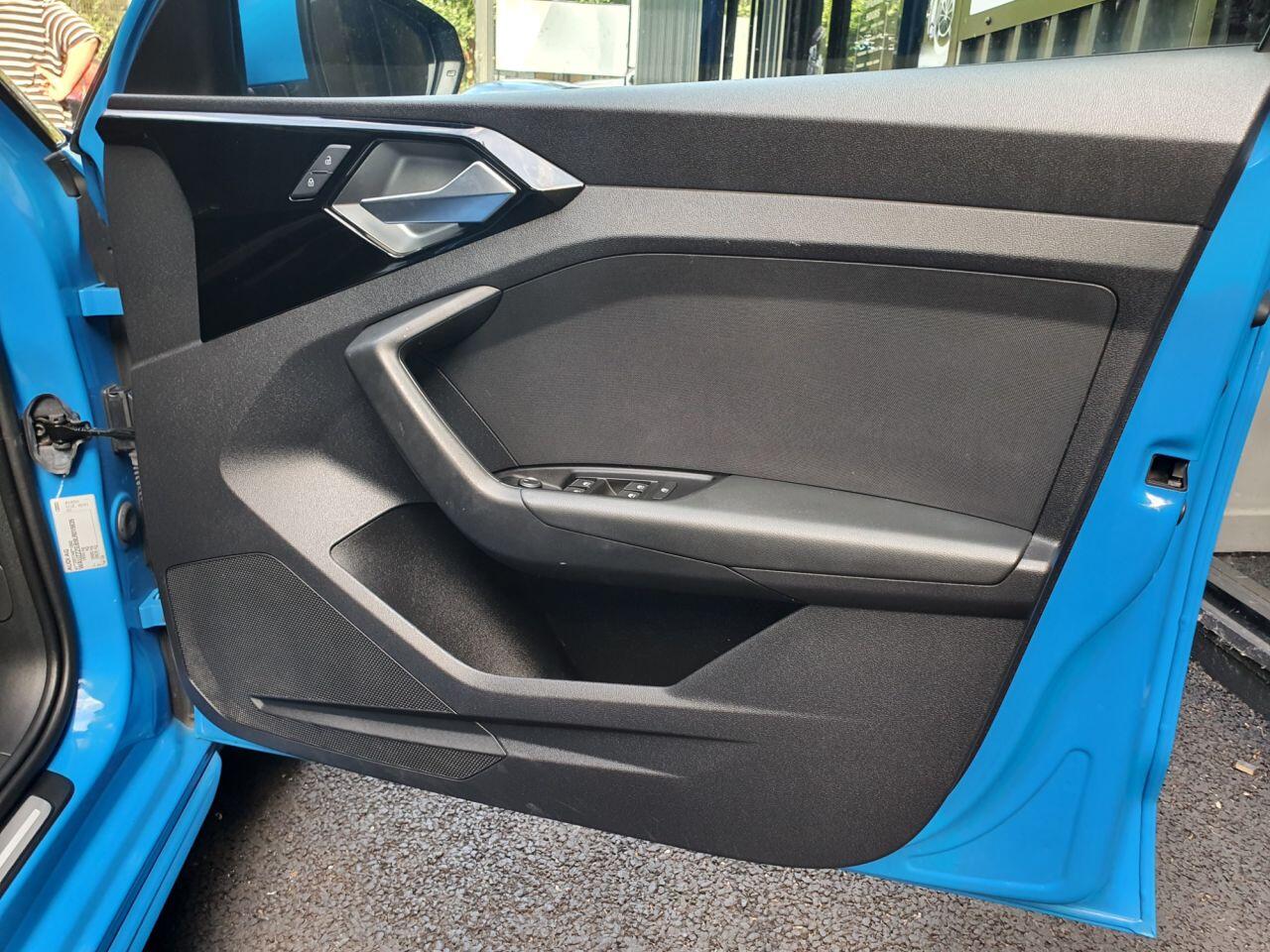 Audi A1 view 14