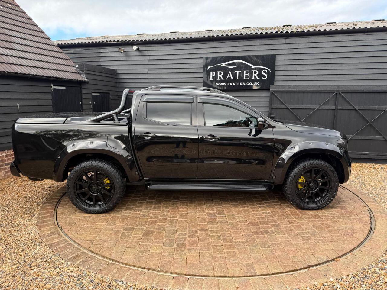 Mercedes-Benz X-Class view 29