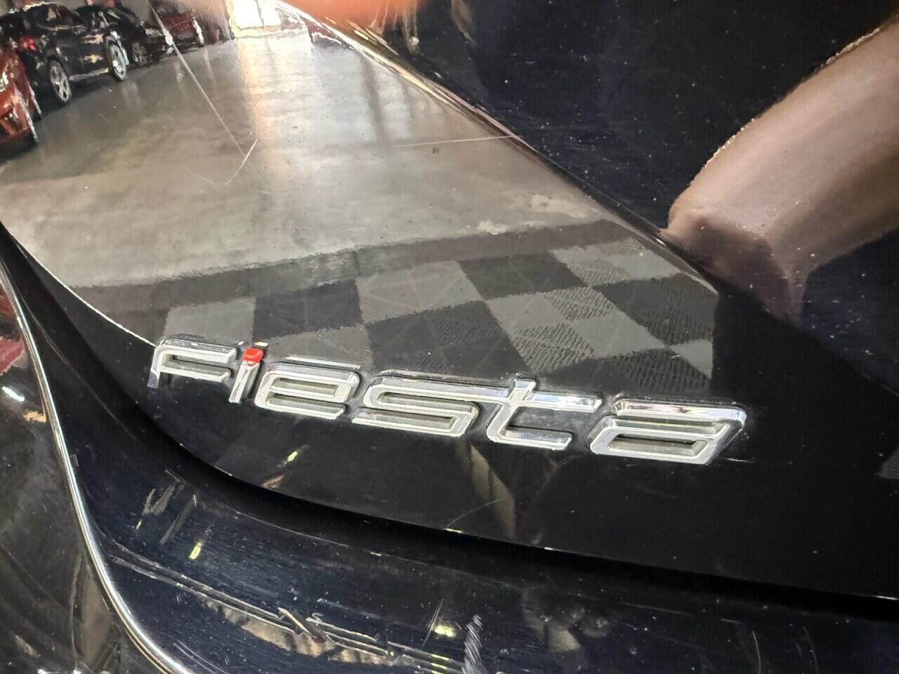 Ford Fiesta view 35