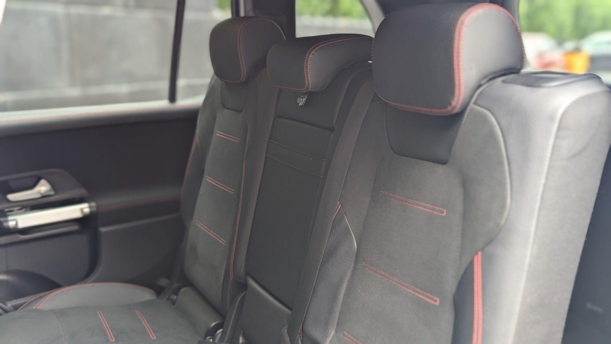 Mercedes-Benz GLB view 15