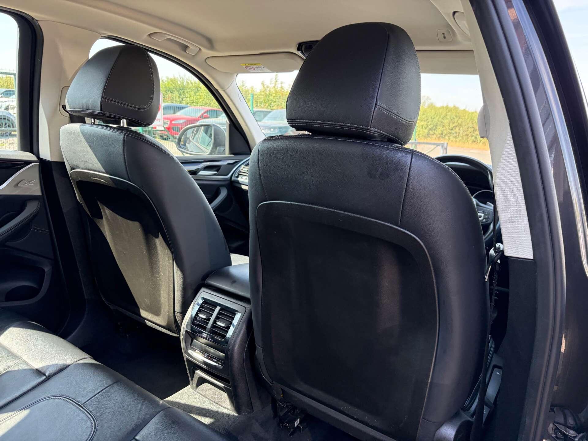BMW X3 view 30