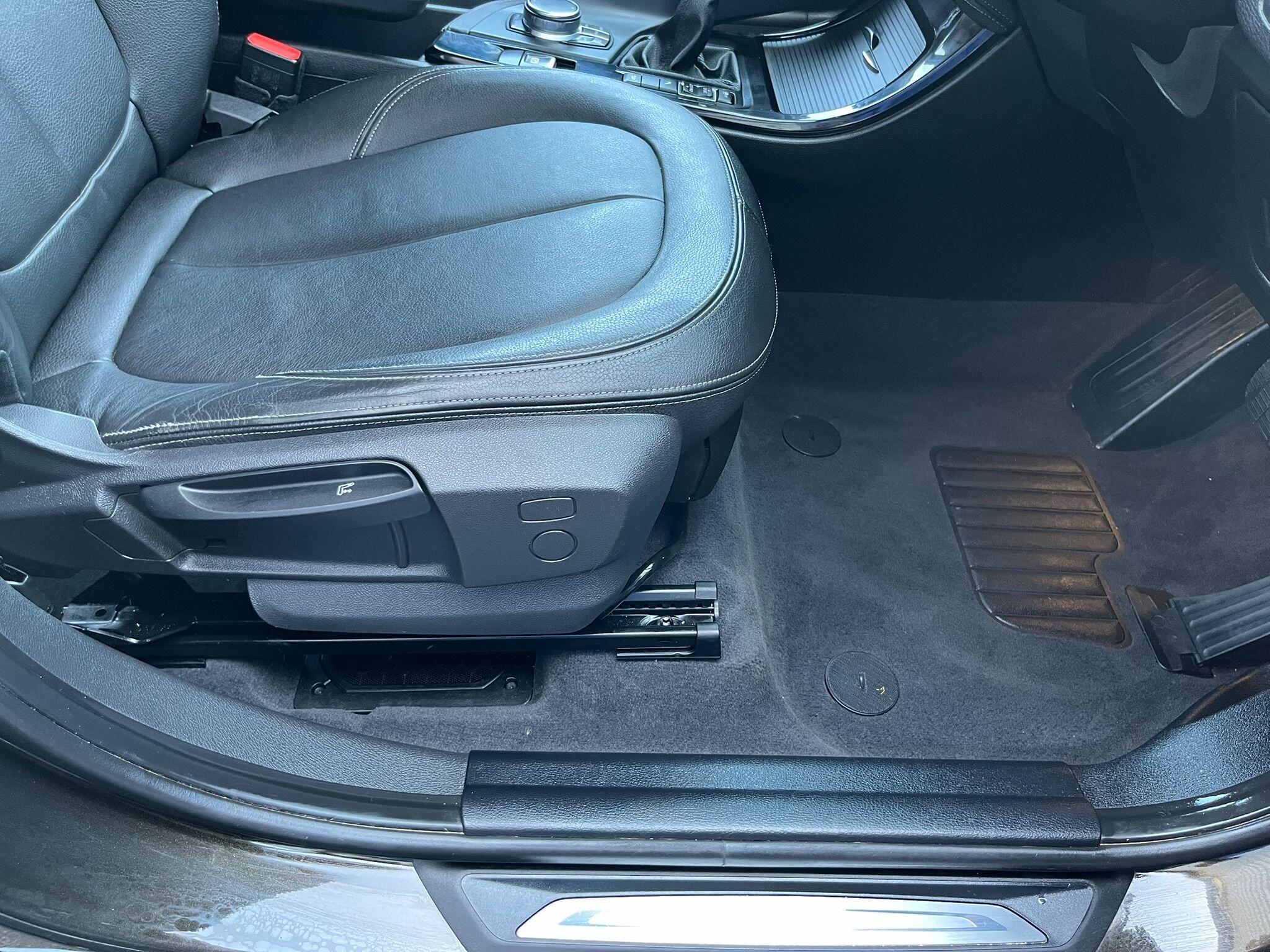 BMW X1 view 11