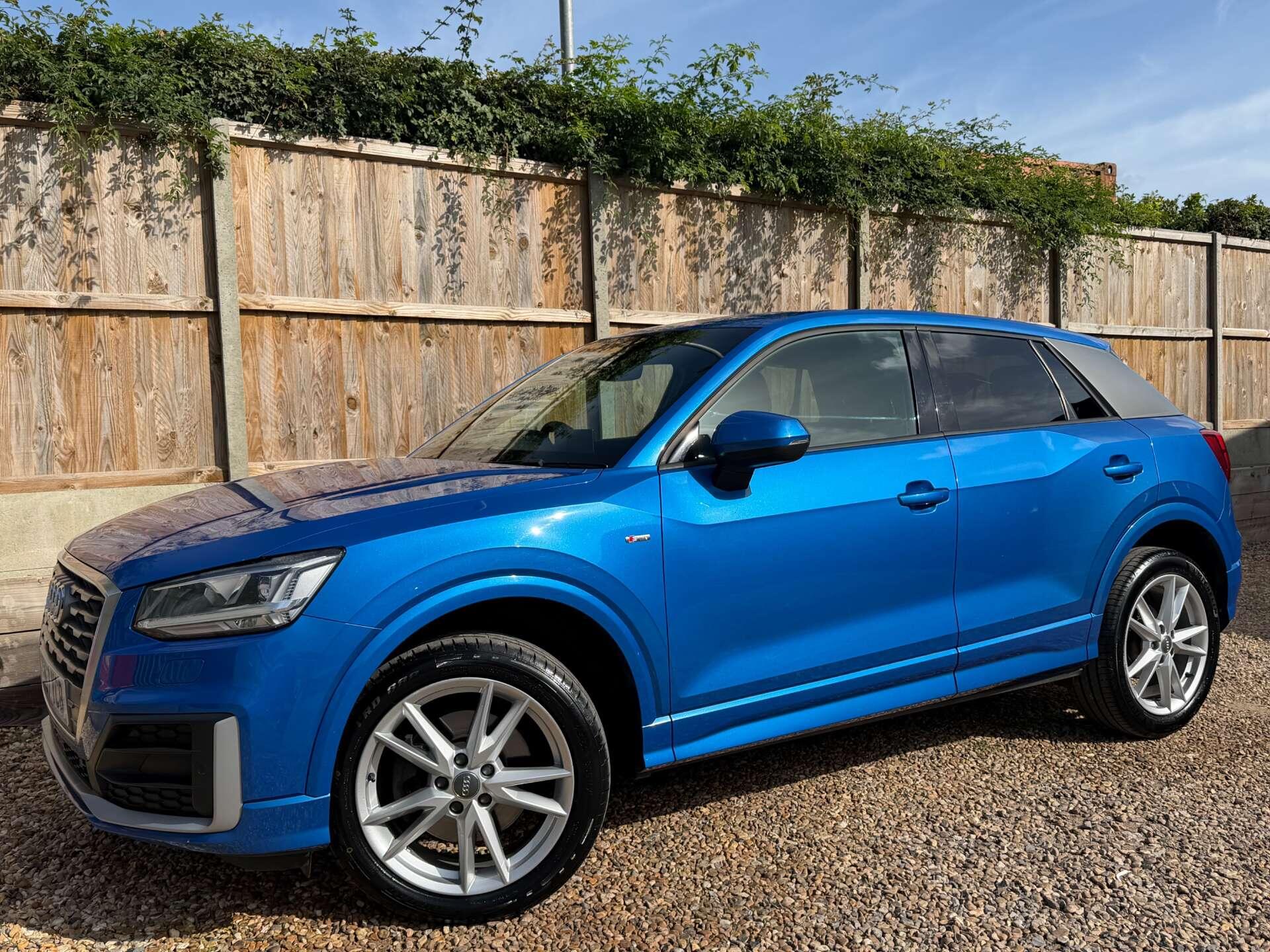Audi Q2 view 4