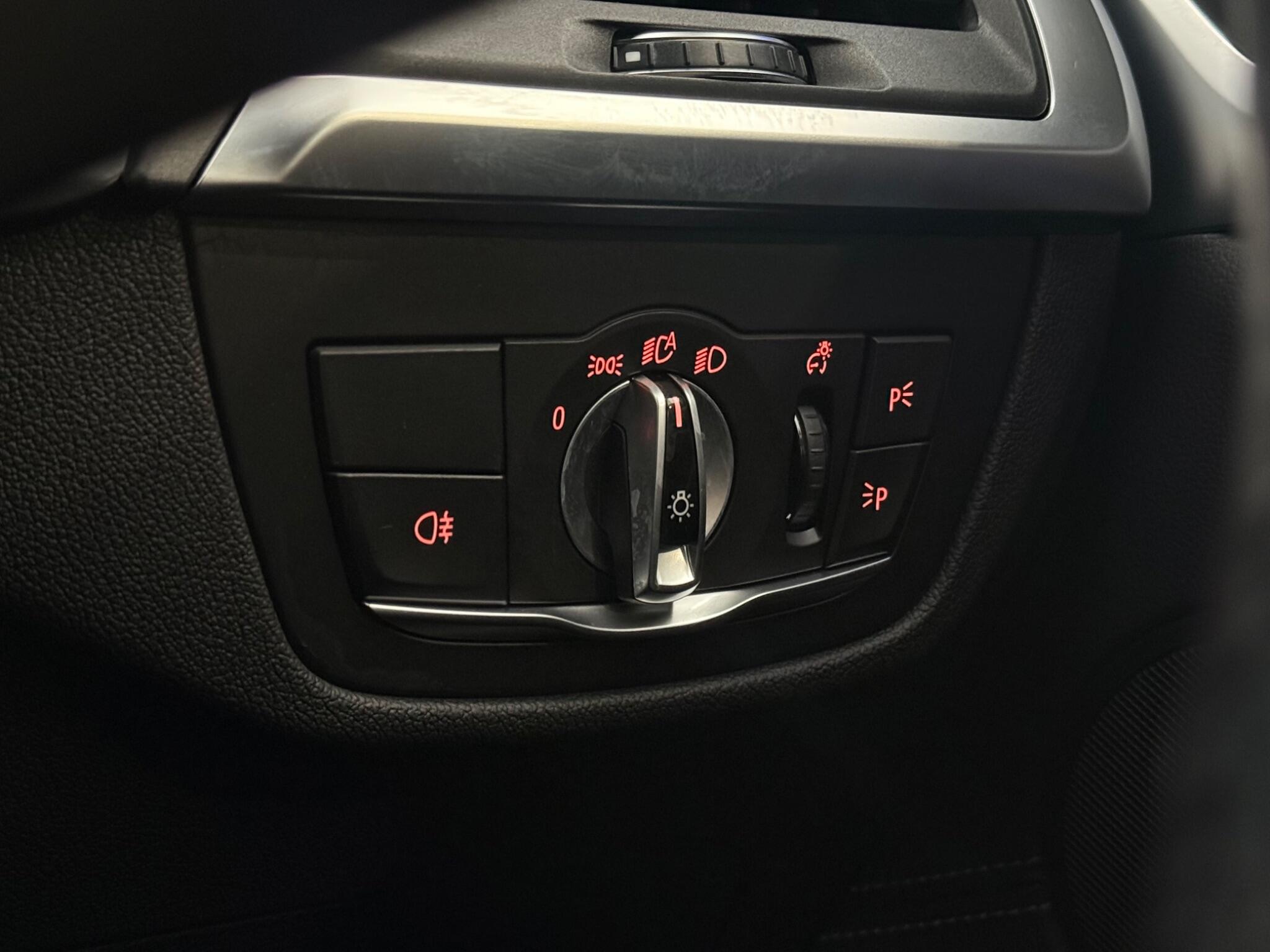 BMW X4 view 19