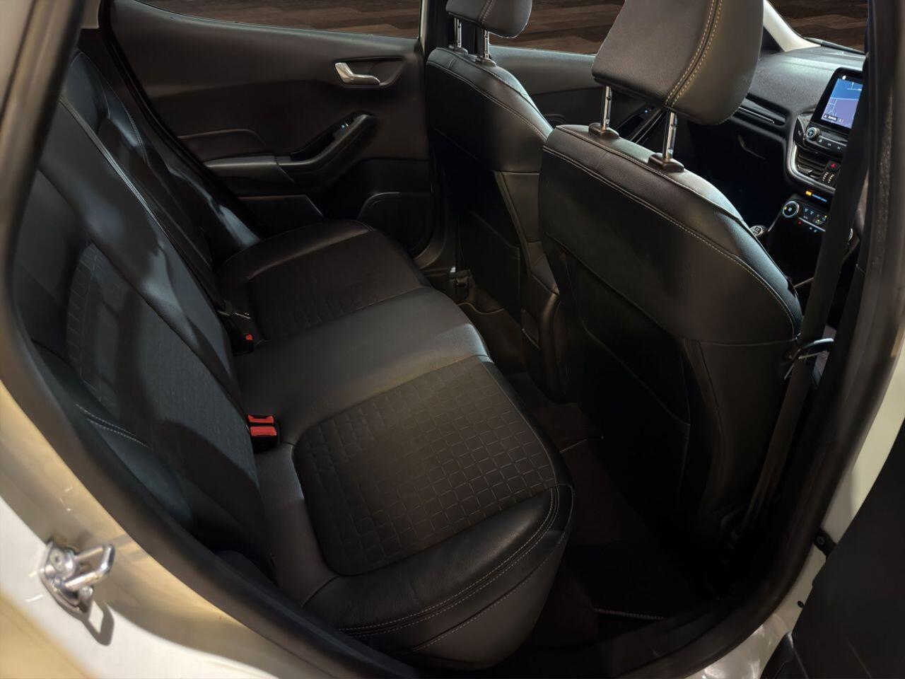 Ford Fiesta view 13