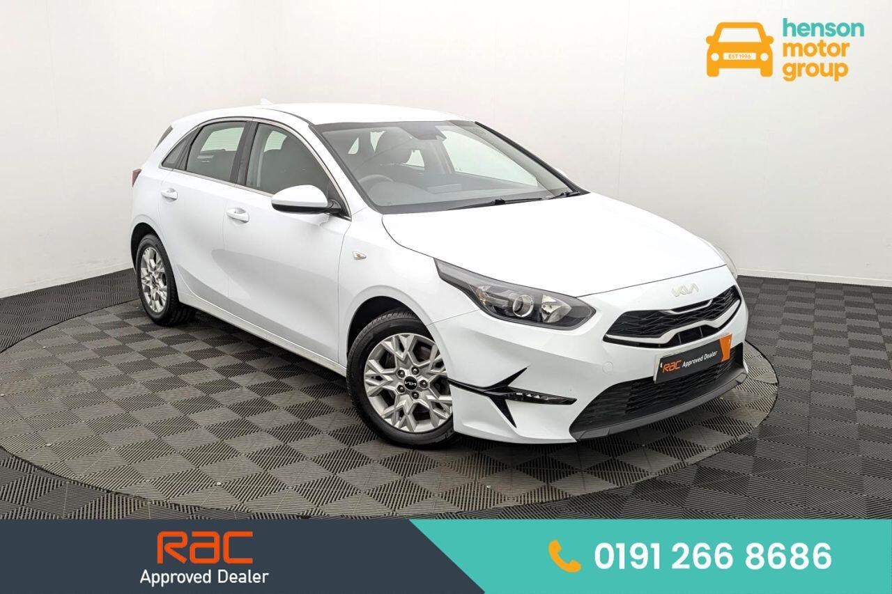 2023 Kia Ceed in White for sale