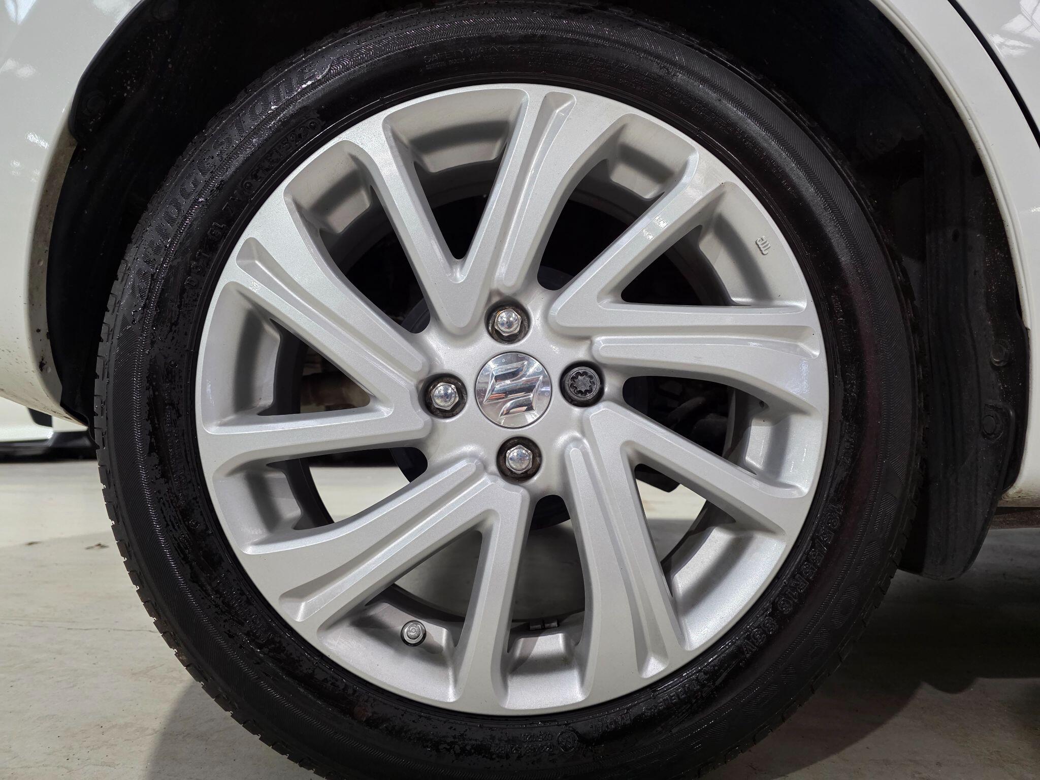 Suzuki Swift view 25