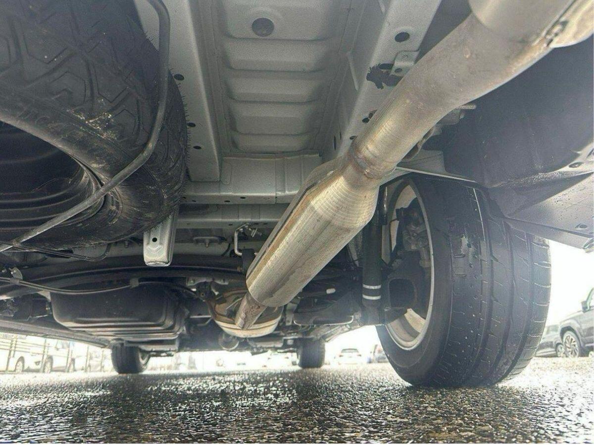 Toyota Vellfire view 20