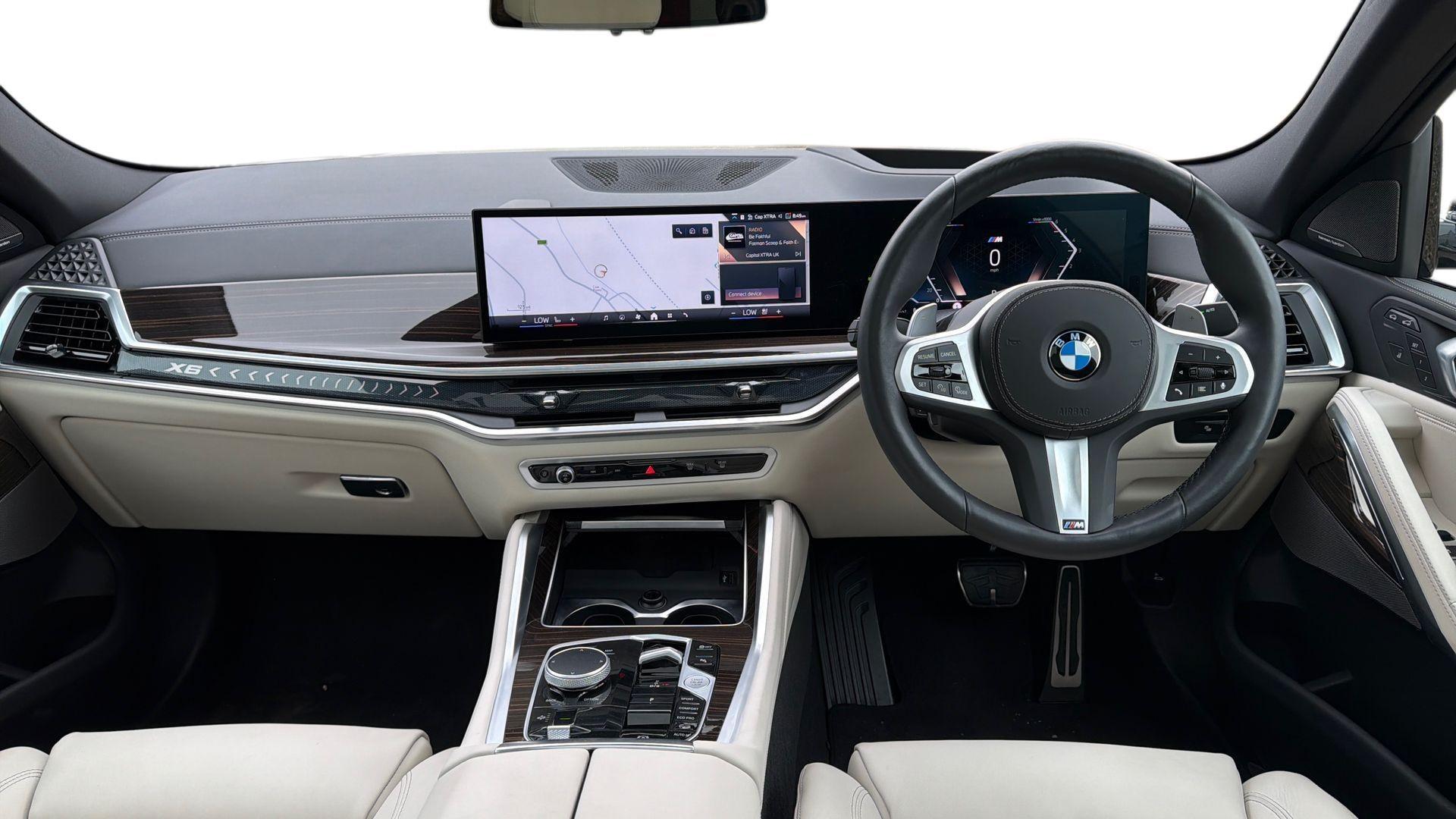BMW X6 view 4