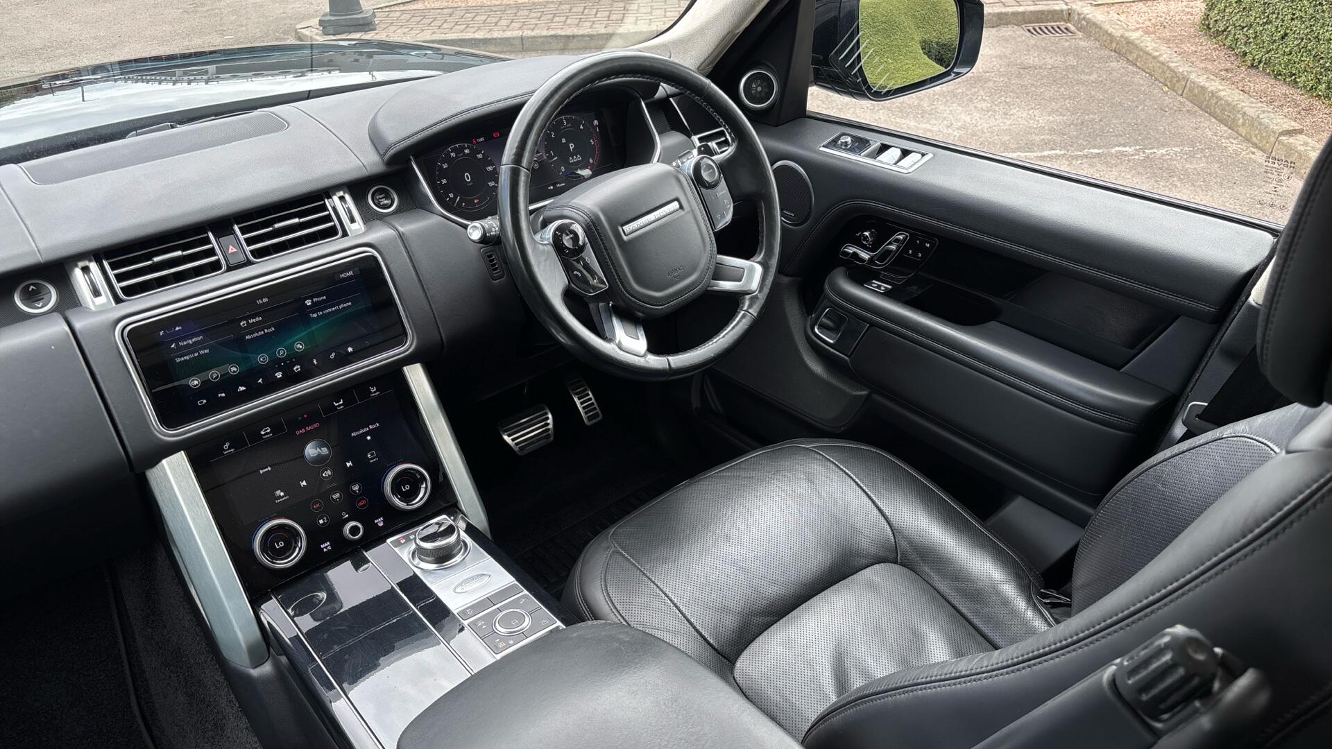 Land Rover Range Rover view 36