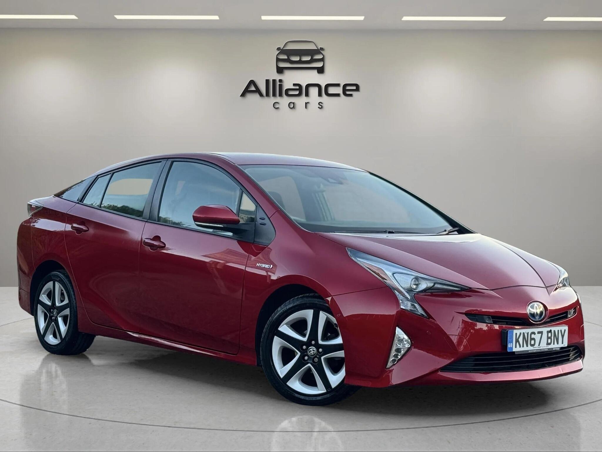Toyota Prius main image