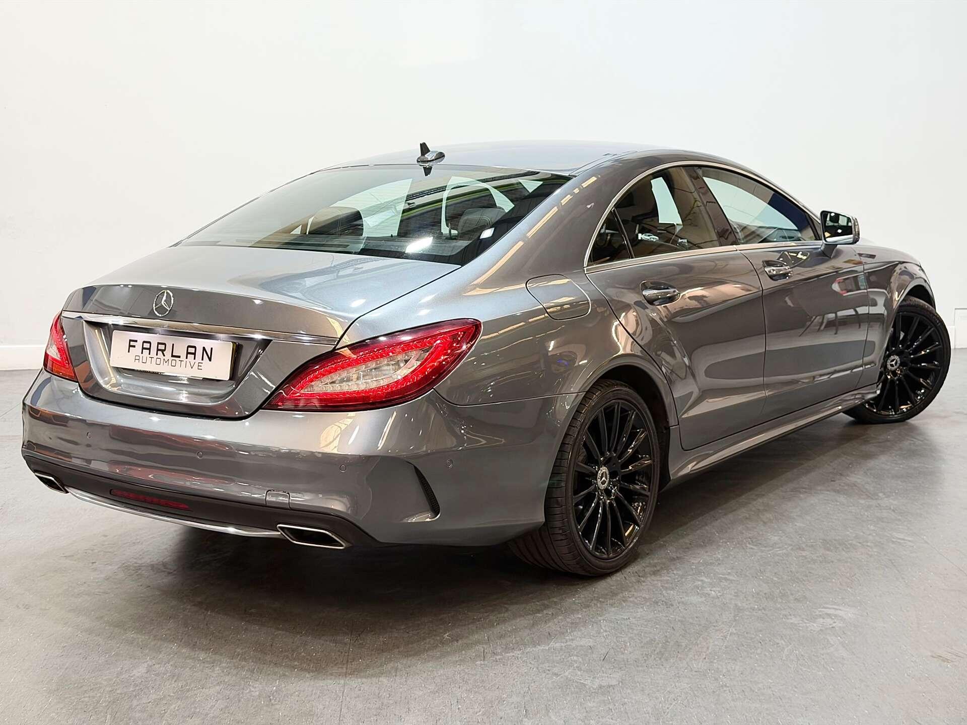 Mercedes-Benz CLS view 23