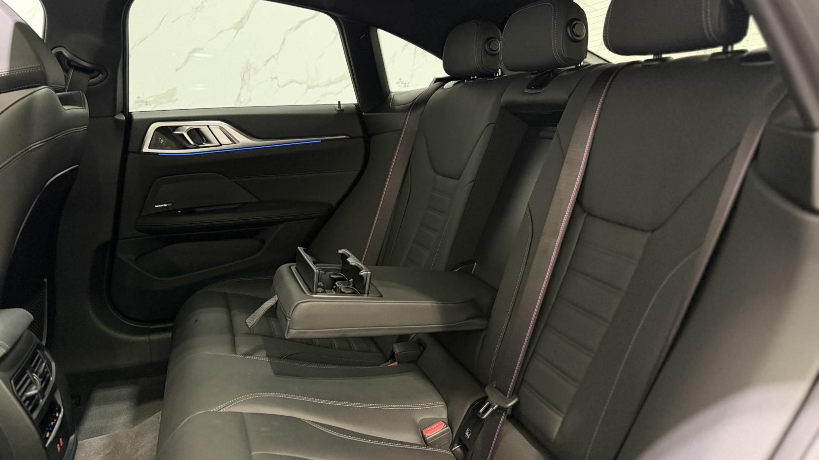 BMW I4 view 10