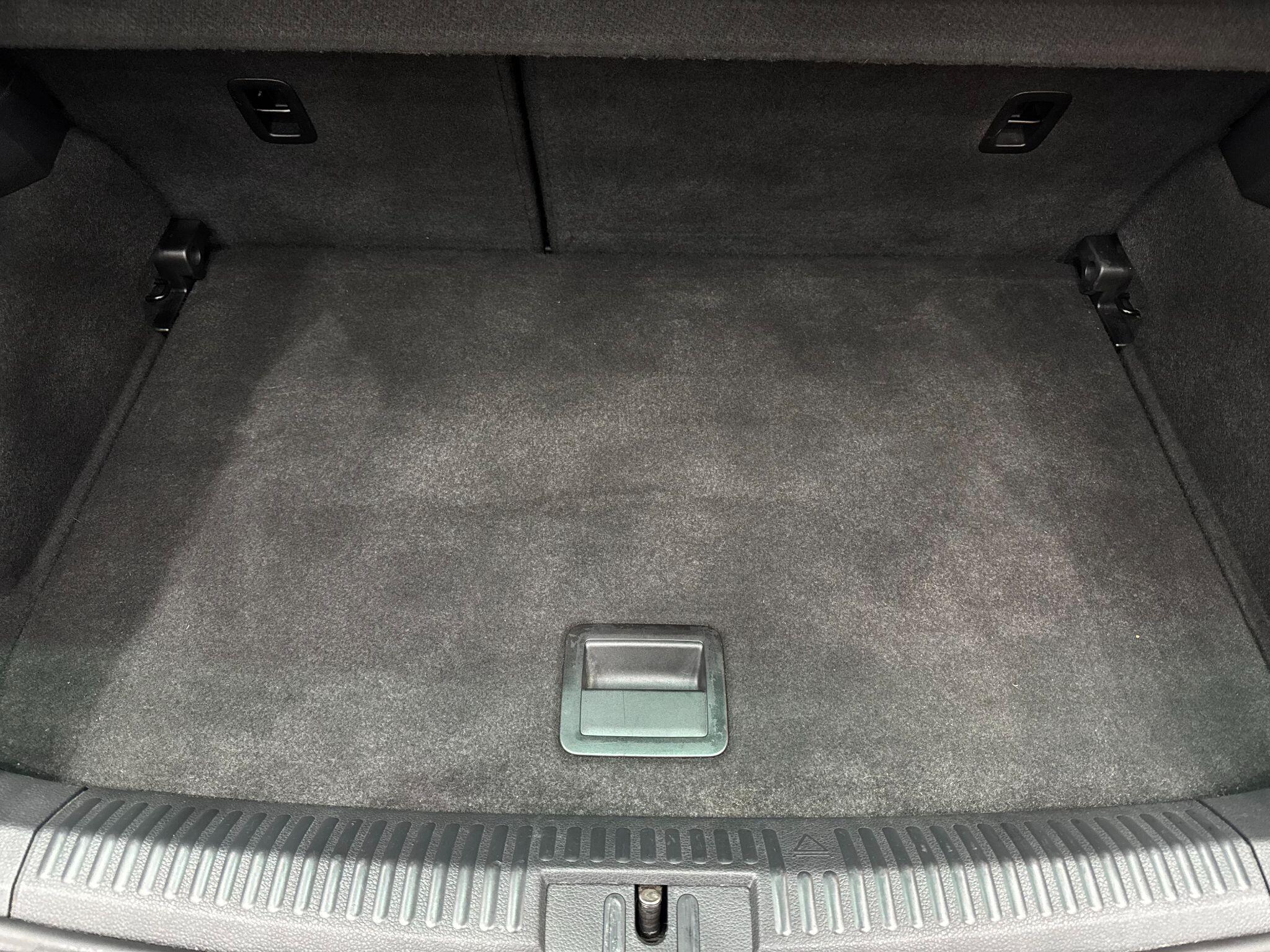 Volkswagen Polo view 54