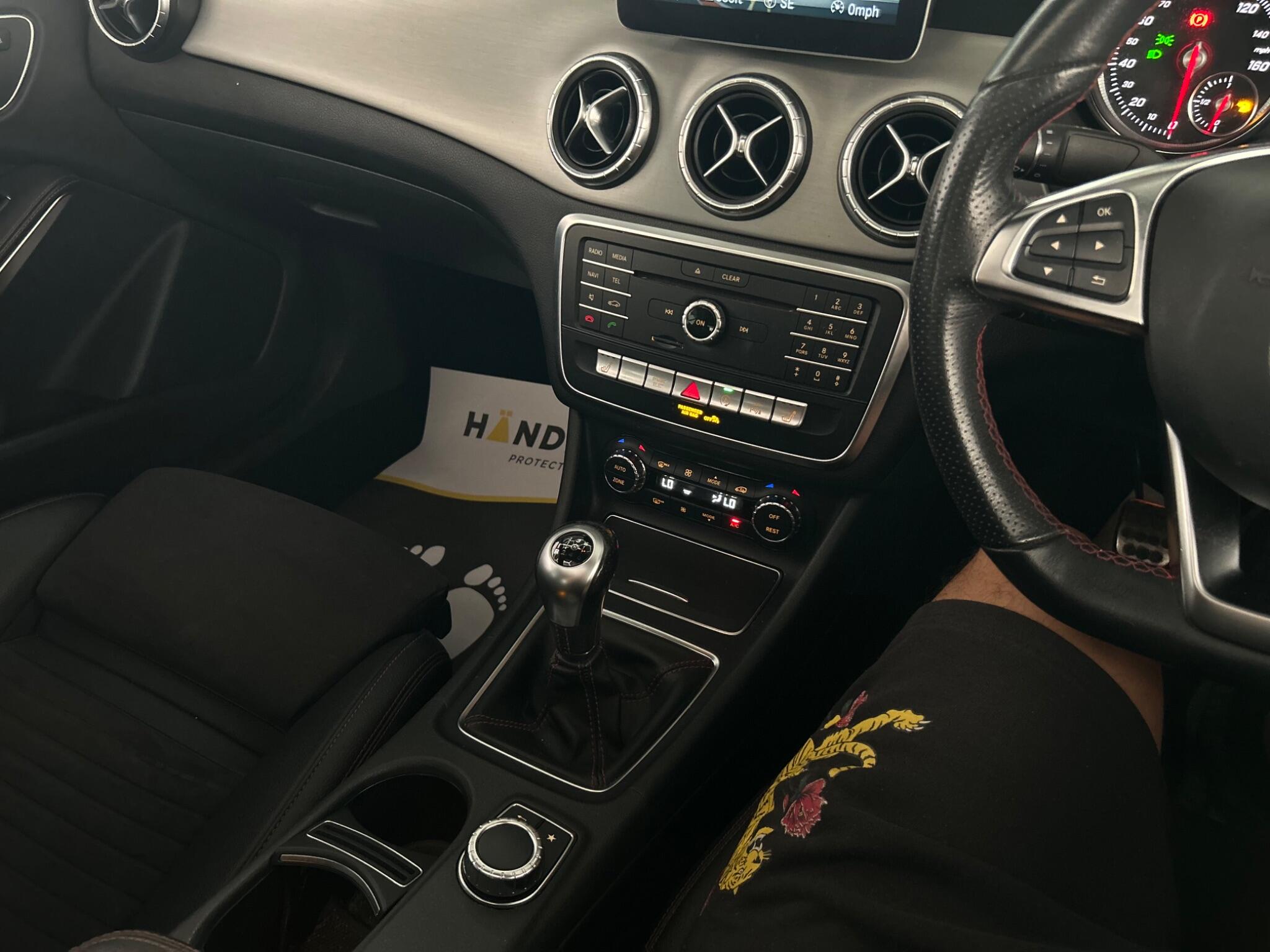 Mercedes-Benz CLA view 22