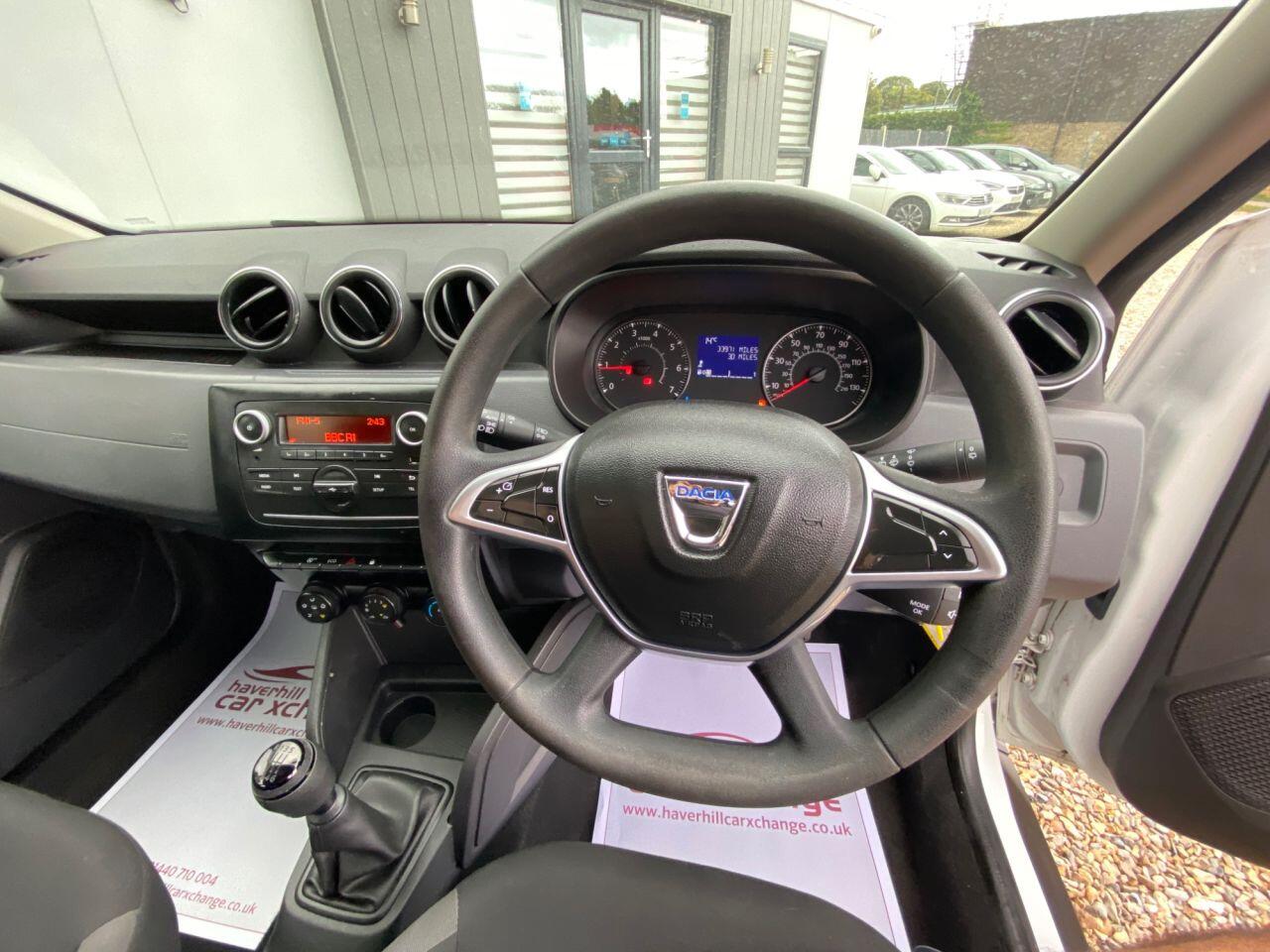 Dacia Duster view 32