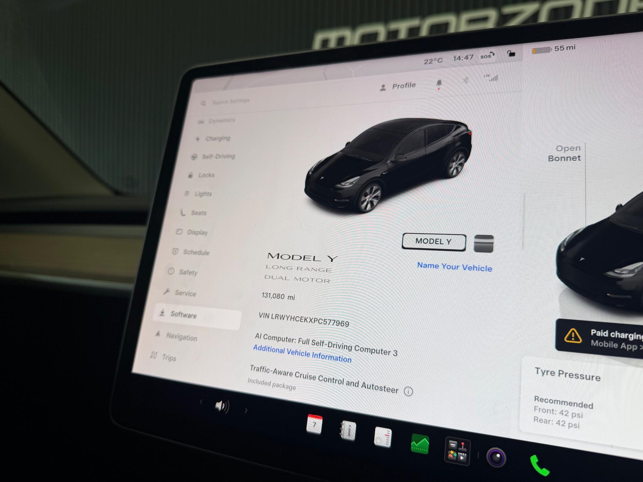 Tesla Model Y view 16