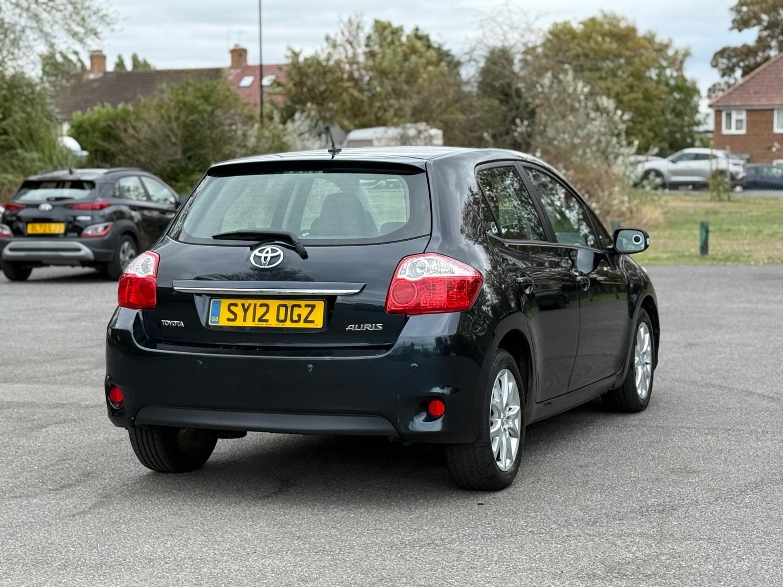 Toyota Auris view 14
