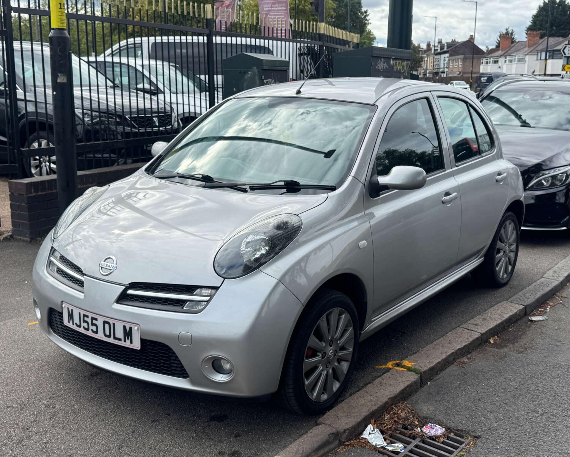Nissan Micra view 5