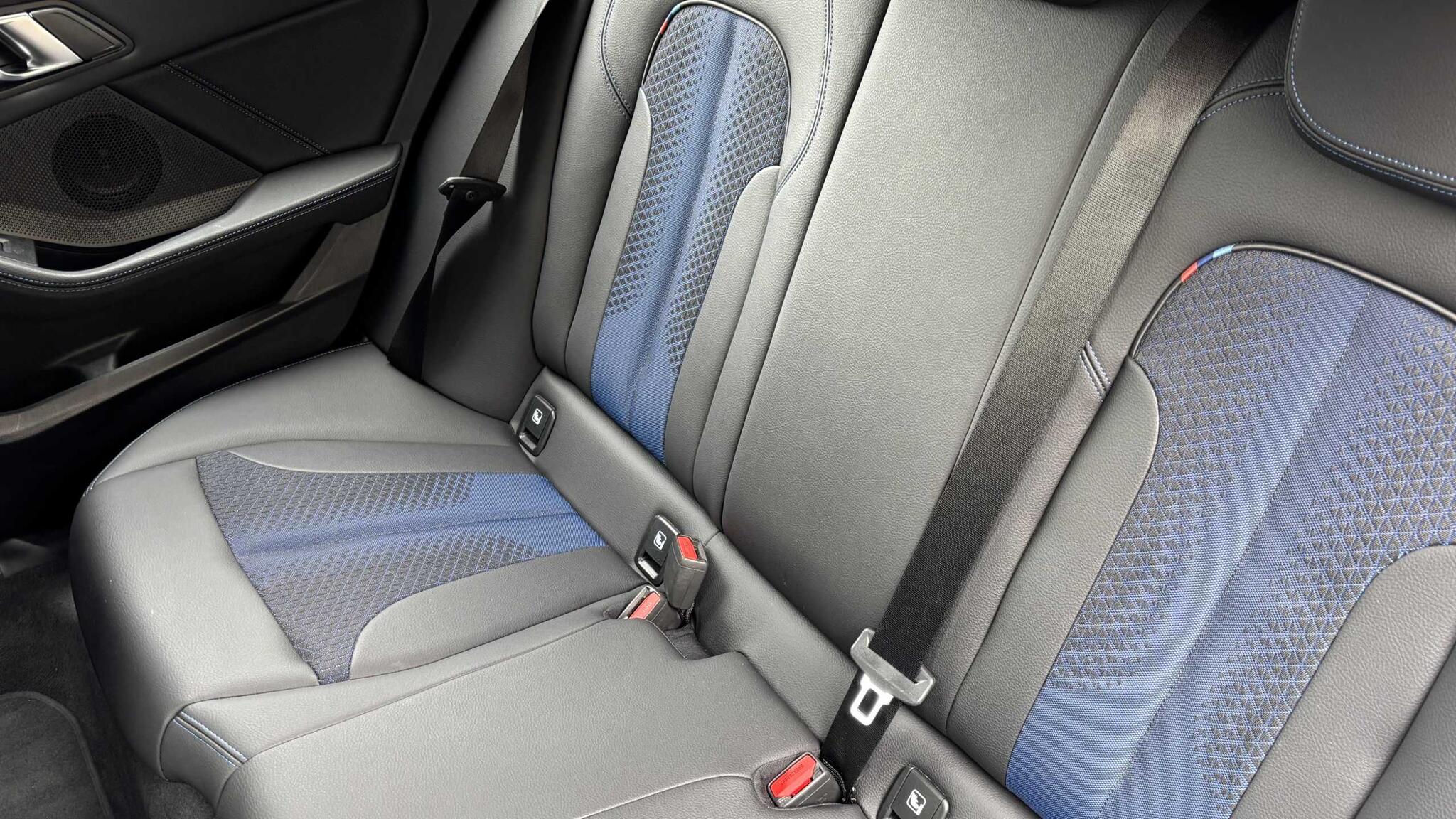 BMW 1 Series view 12