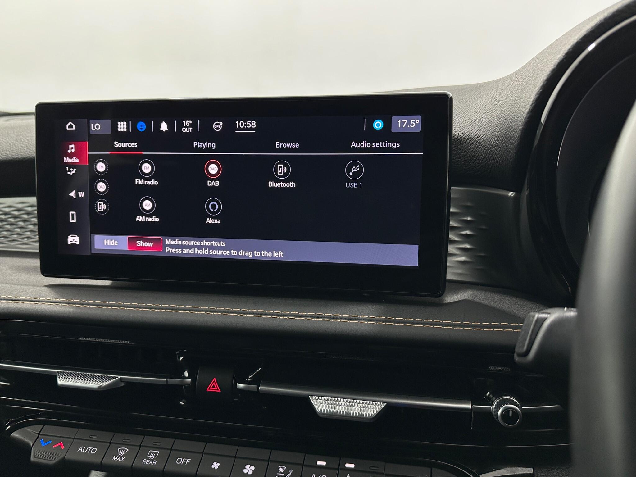 Alfa Romeo Tonale view 25