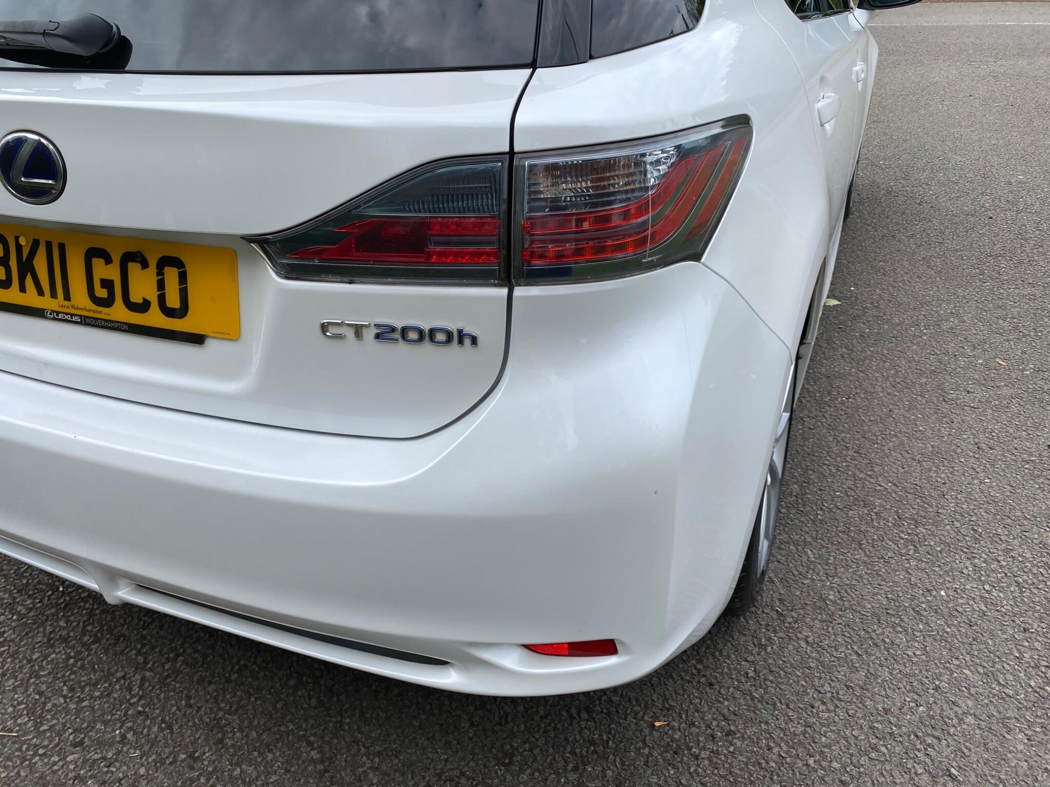 Lexus CT view 6