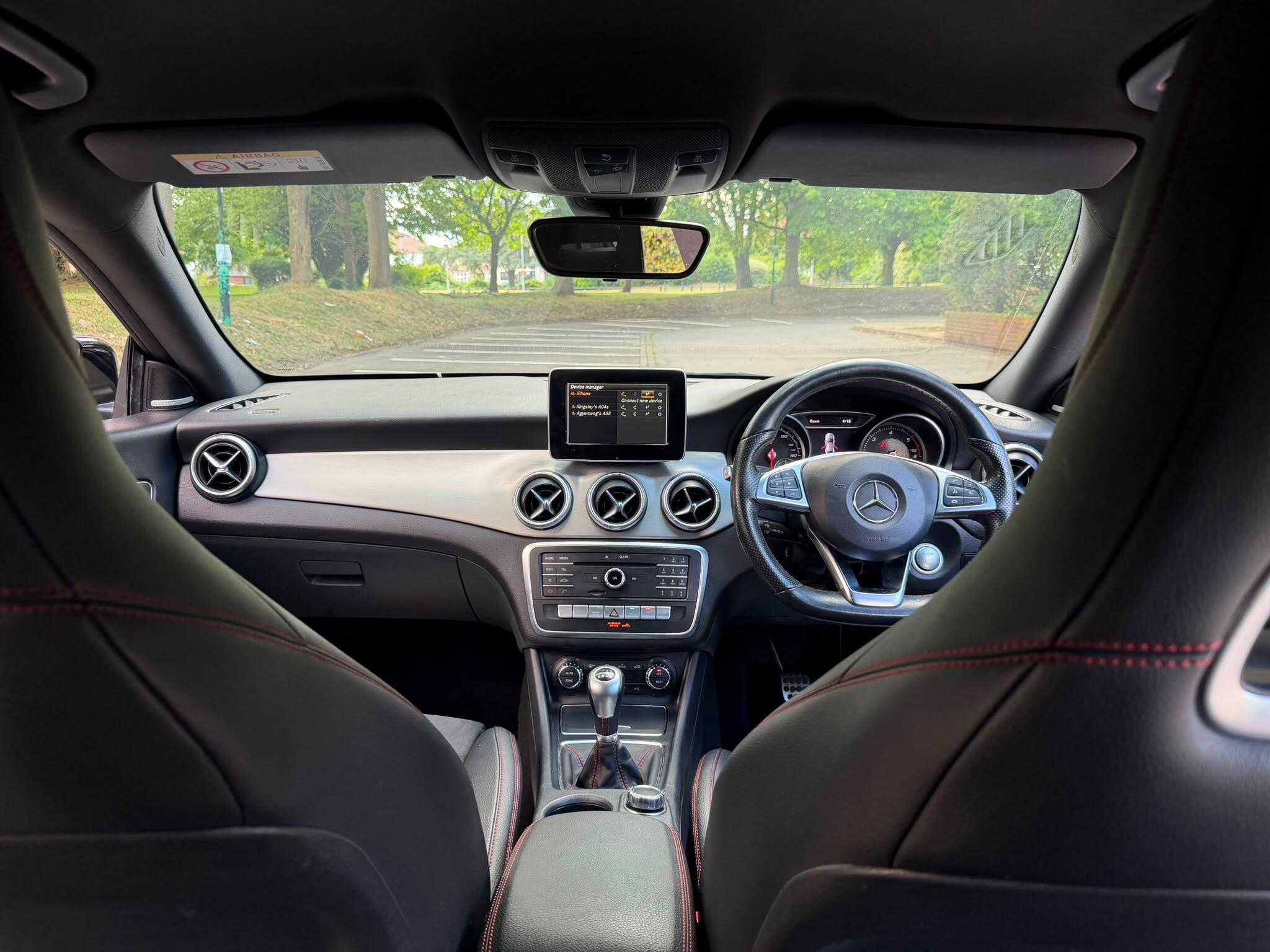 Mercedes-Benz Cla view 16