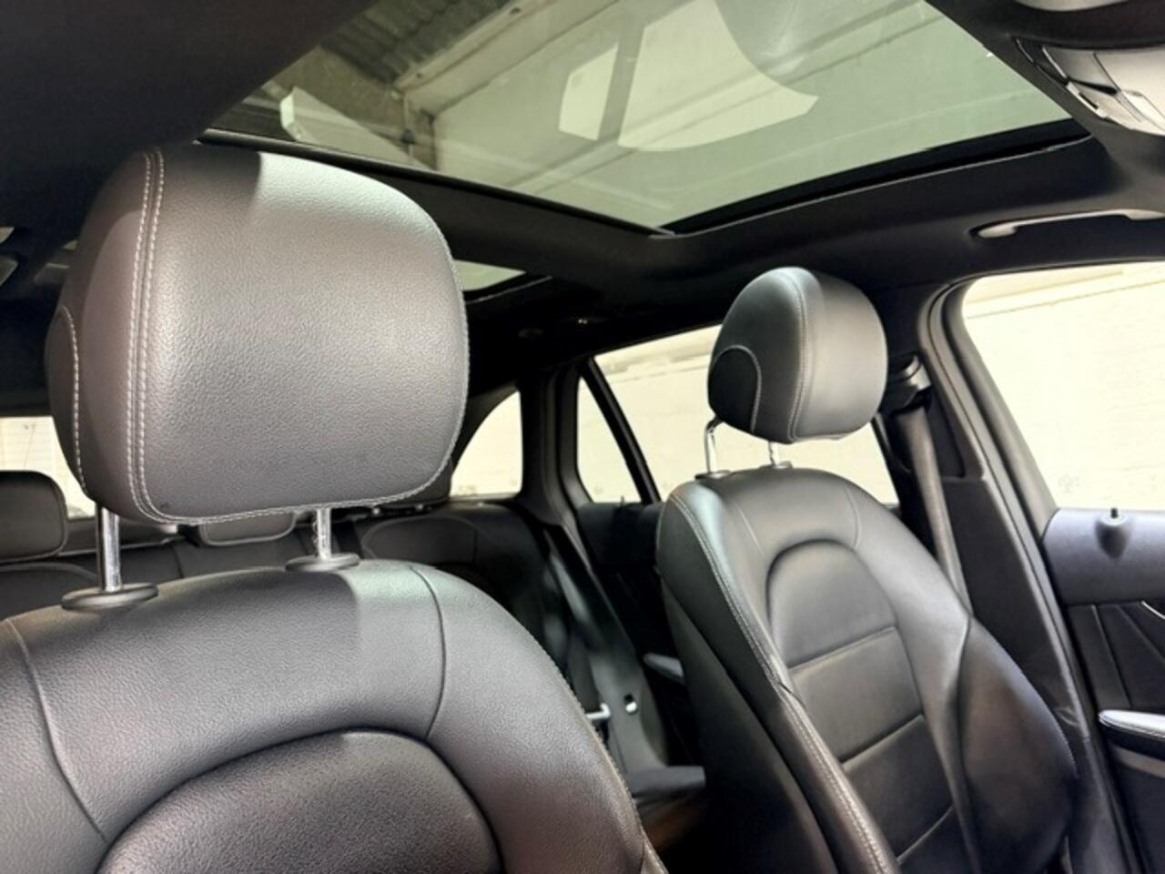 Mercedes-Benz GLC view 29