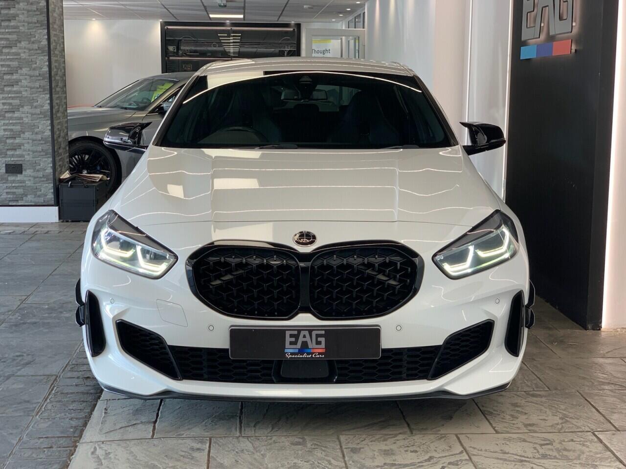 BMW 1 Series view 4