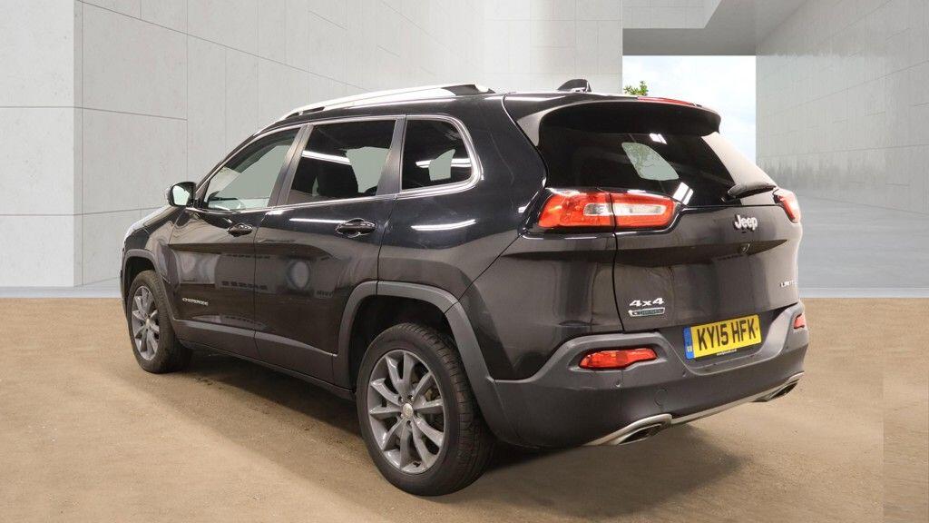 Jeep Cherokee view 4