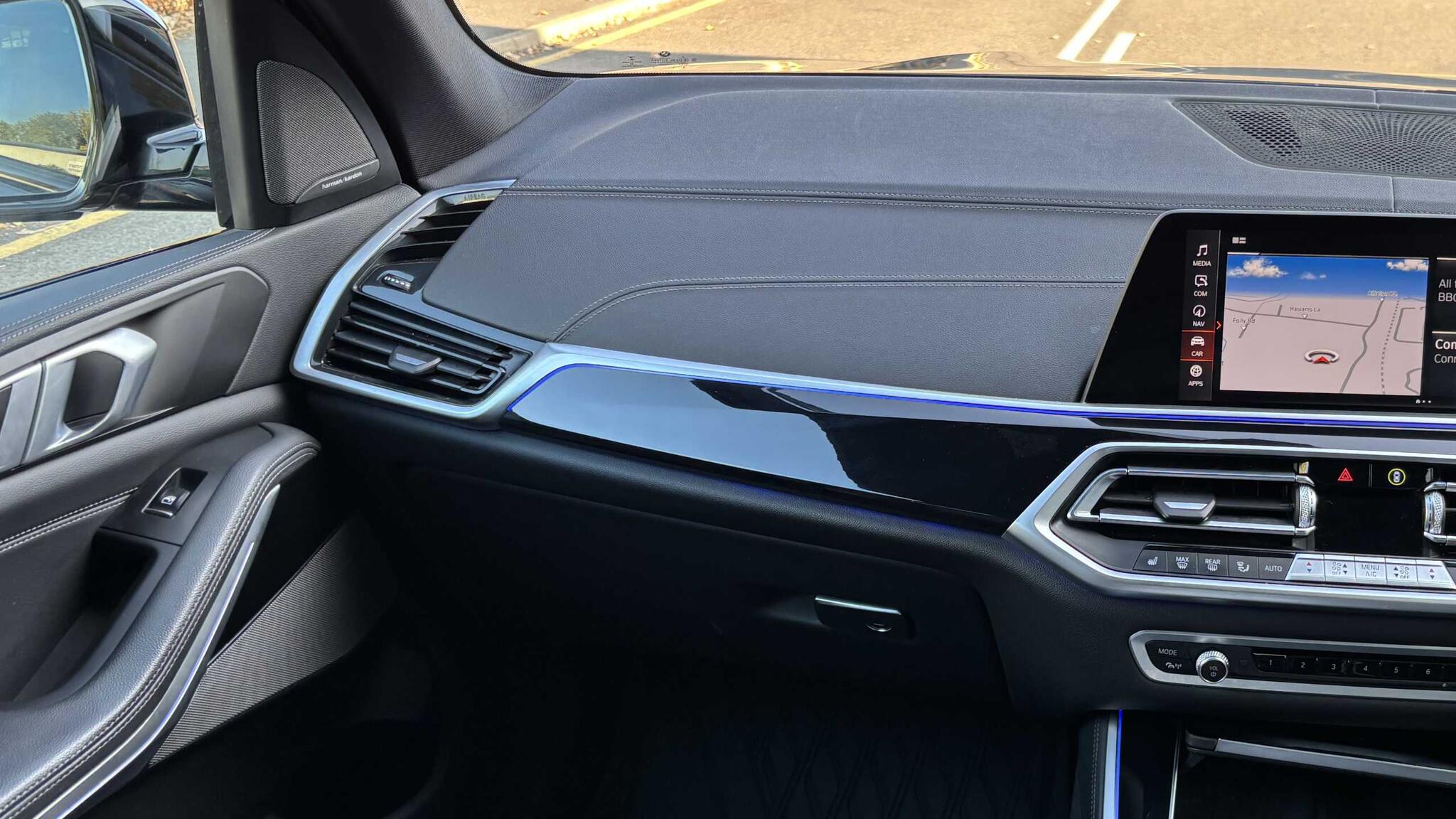 BMW X5 view 6