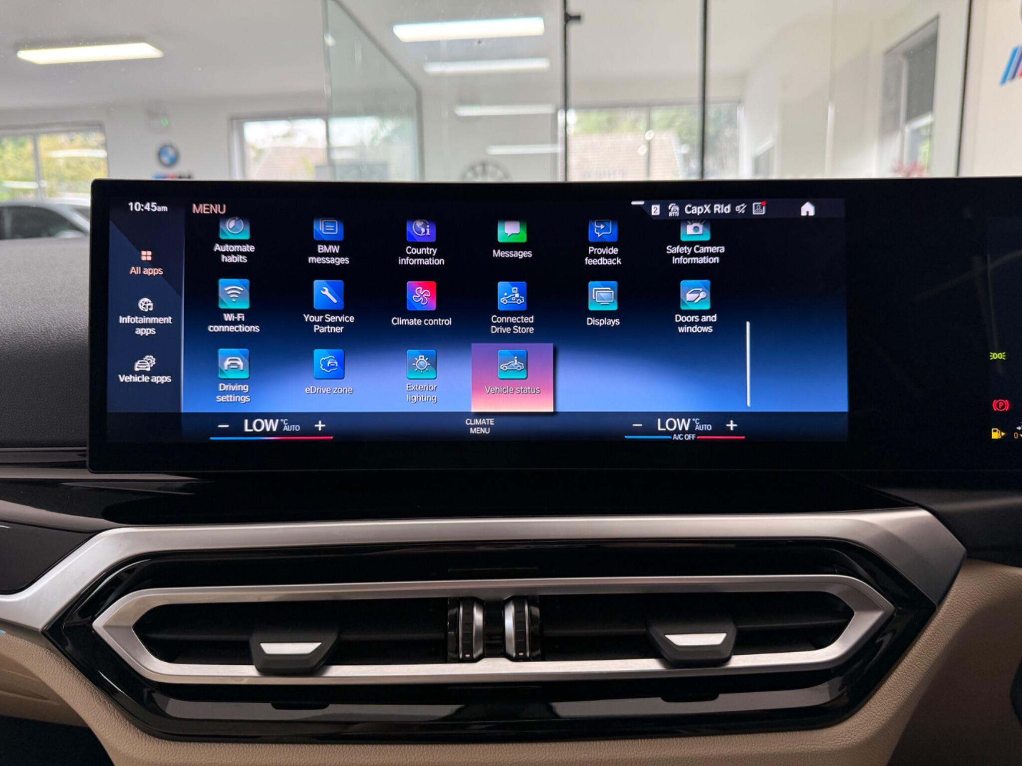 BMW 3 Series view 11